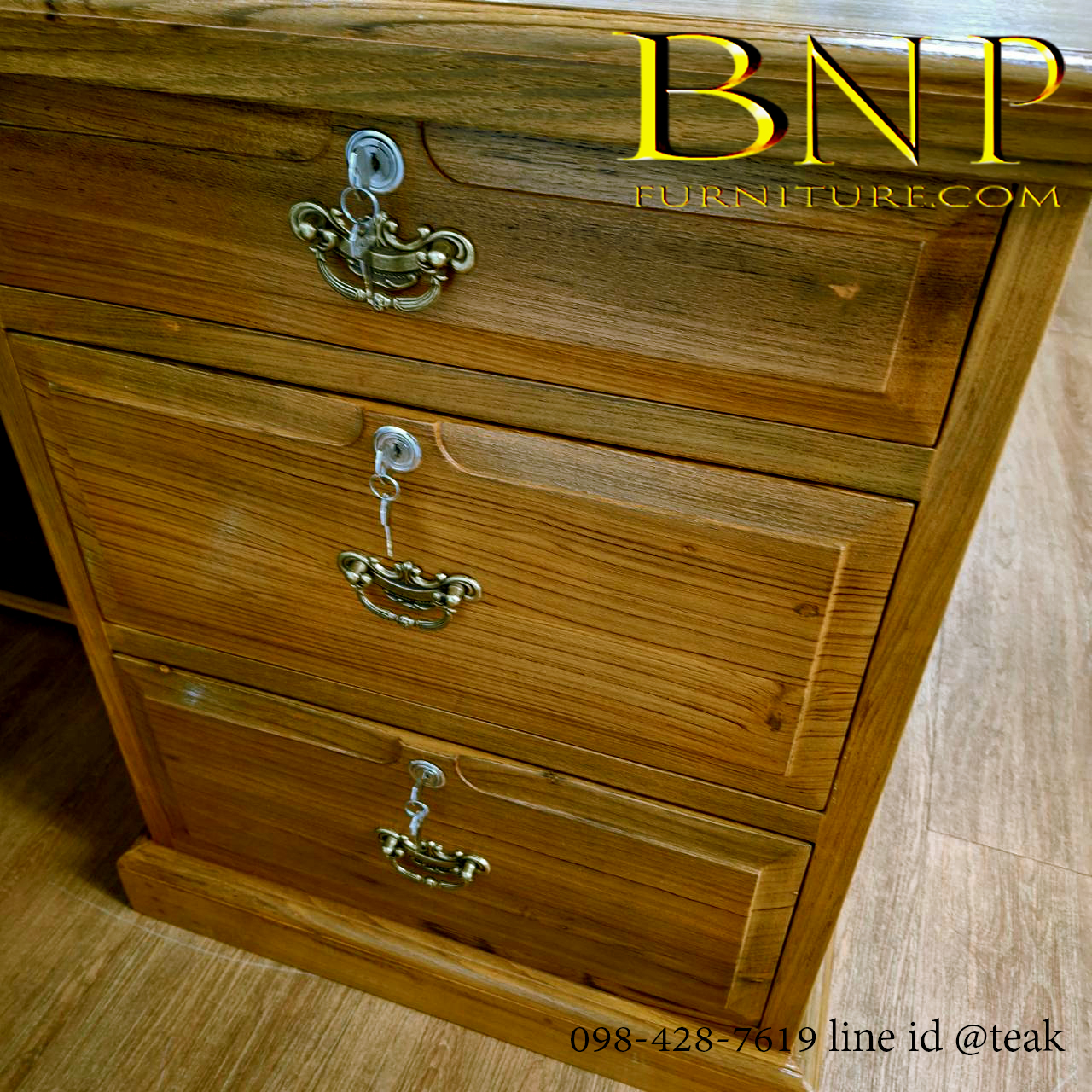 โต๊ะทำงานผู้บริหาร รุ่น มาเวอริค