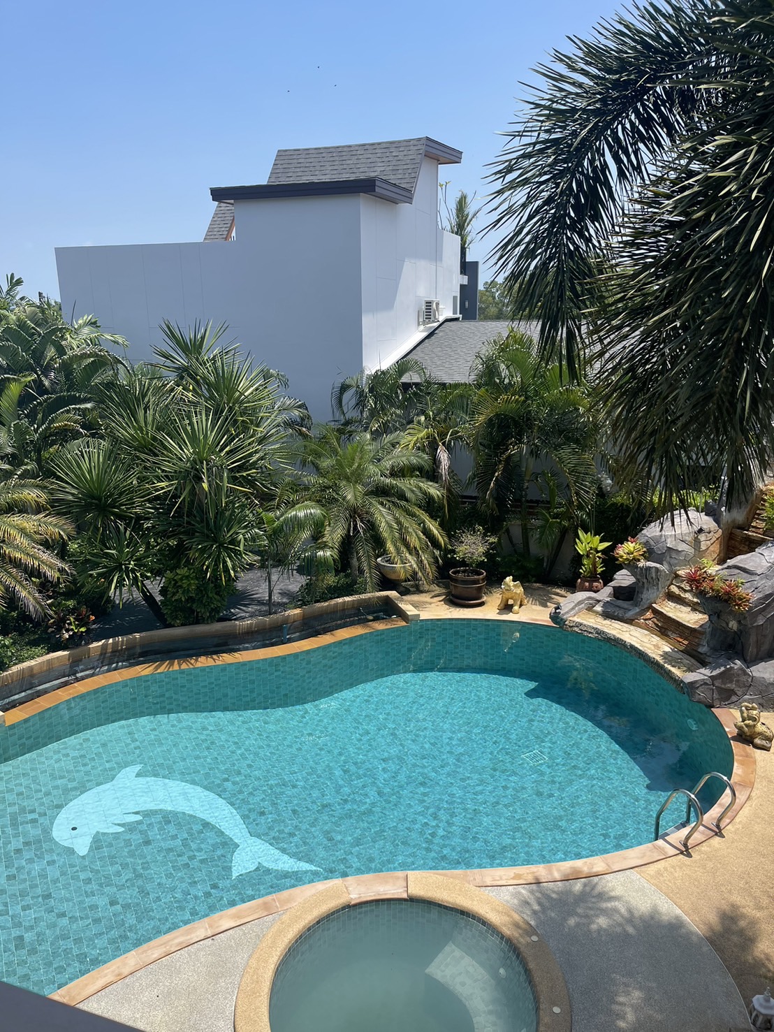 For Rent : Rawai, Private Pool Villa, 6 bedrooms 5 bathrooms