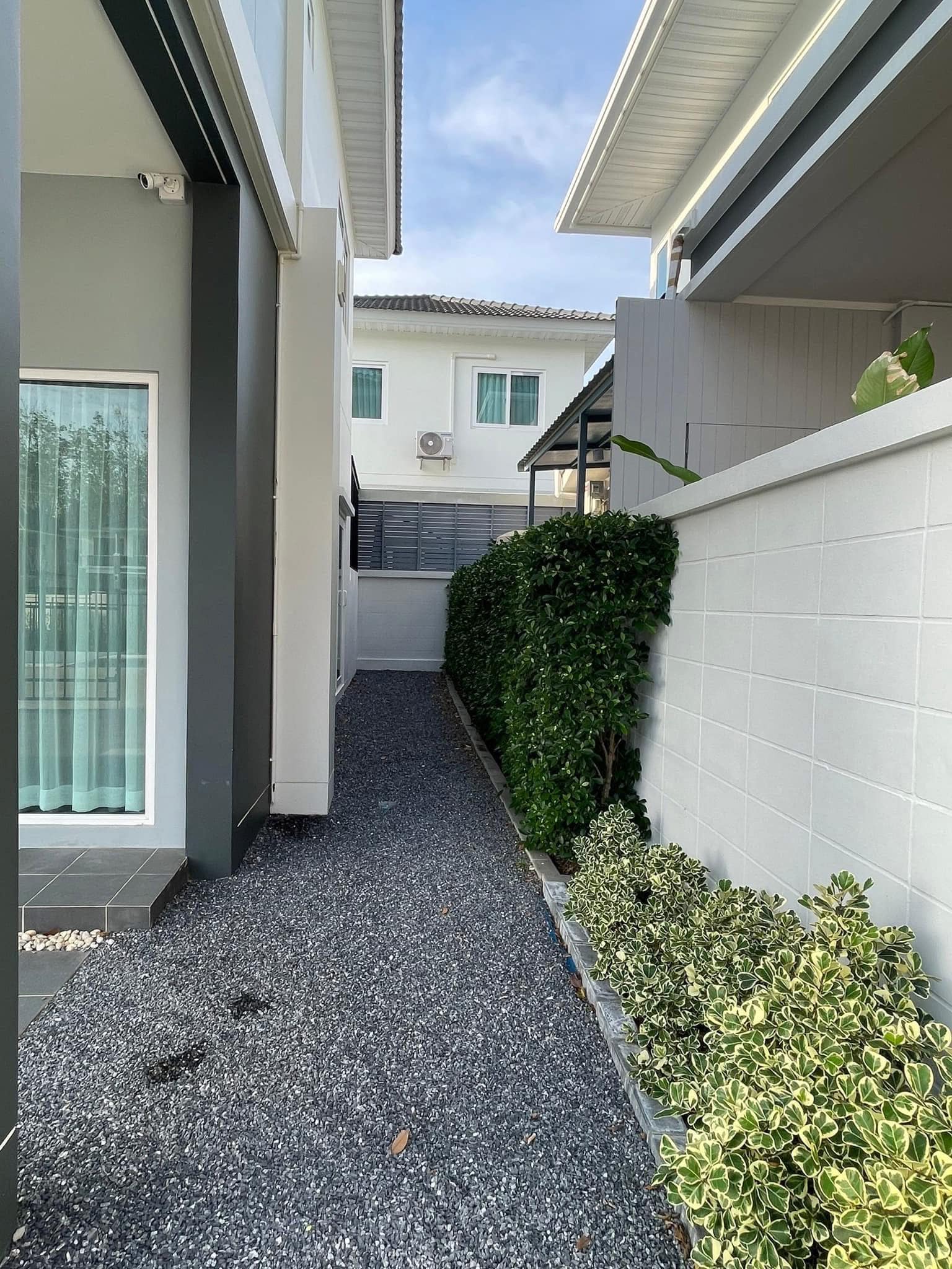 For Rent : Thalang, 2-story semi-detached house, 3 Bedrooms 2 Bathrooms