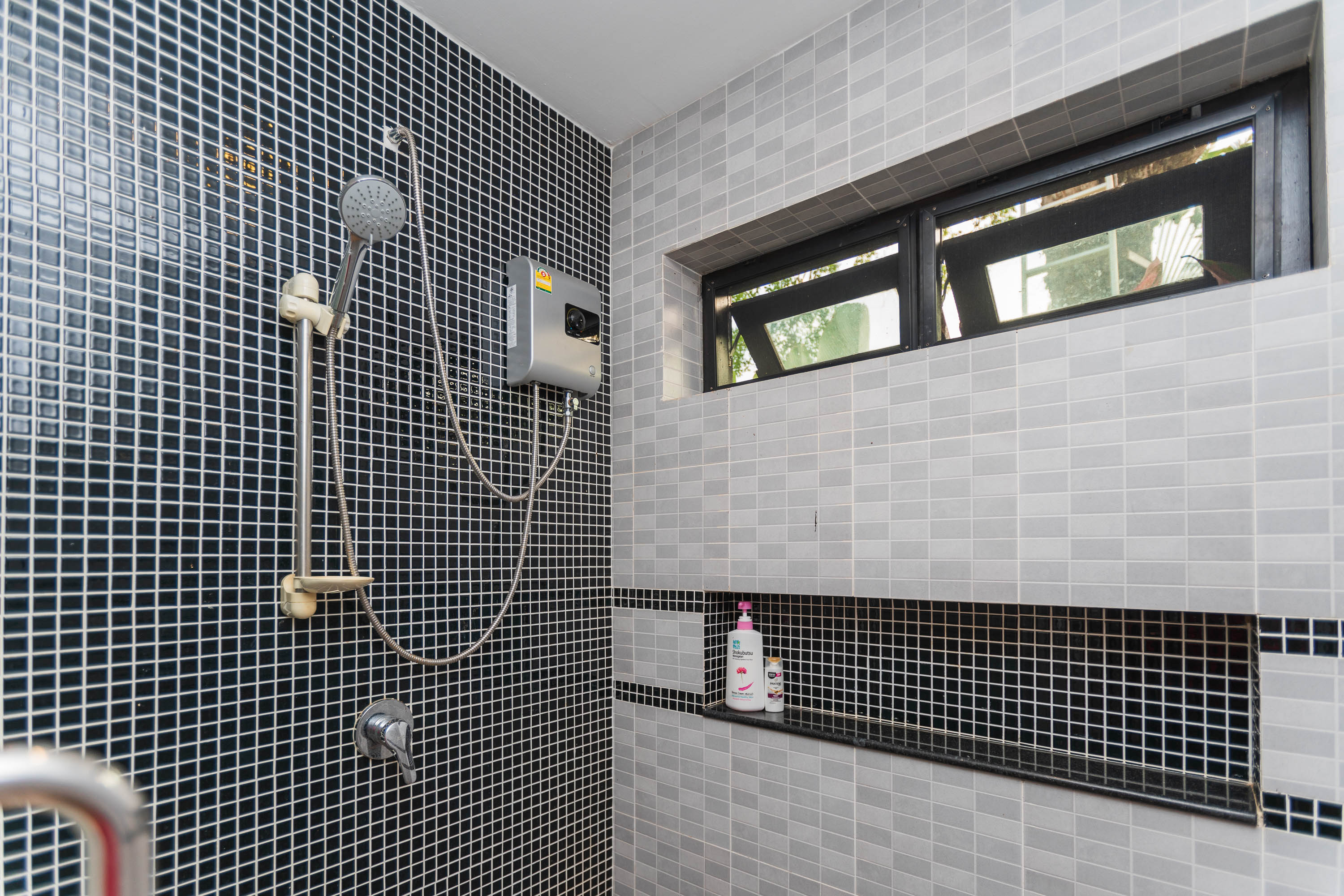 For Rent : Private Pool Villa in Cherngtalay BangJo, 3 Bedrooms 2 Bathrooms