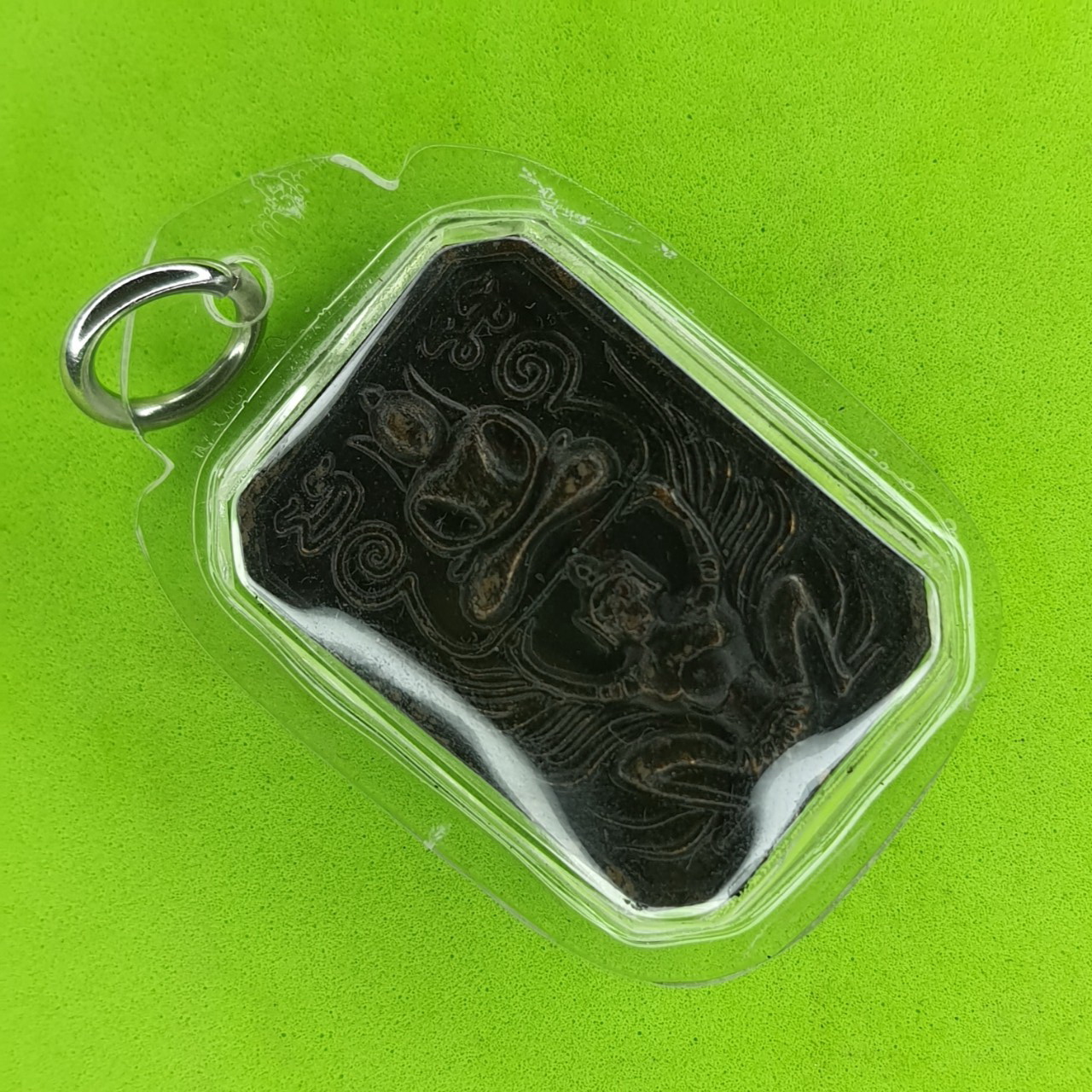 พระเครื่อง หลวงพ่อปาน รุ่น กฤษฎาภินิหาร อำนาจ เมตตา แคล้วคลาด ไม่จน สีทำเก่า เลี่ยมกรอบ พระหลวงพ่อปาน หลวงพ่อปาน พระแท้ หลวงพ่อปานทรงครุฑ