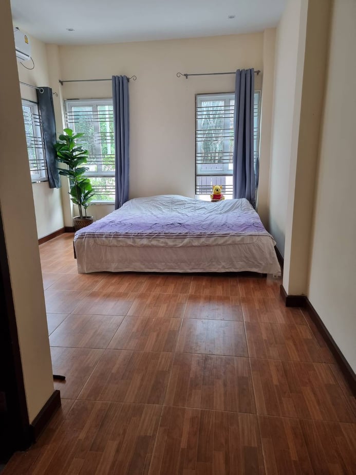 For Rent : Pasak, Private House 3 bedrooms 4 bathrooms, 160 SQ.M.