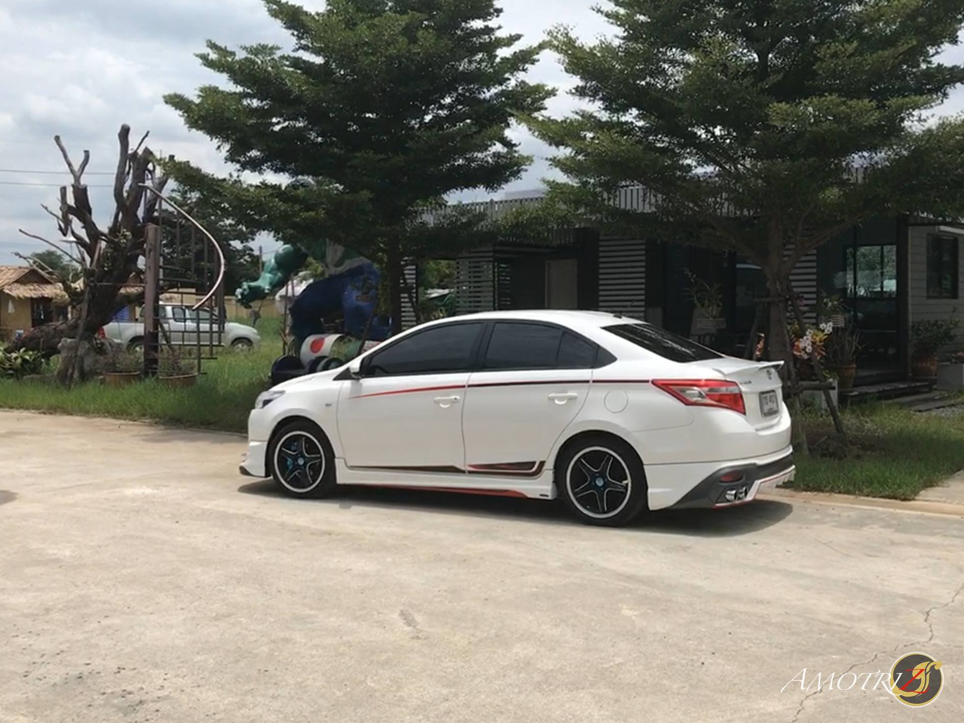 Toyota Vios 2013 to 2016 body kits by Amotriz