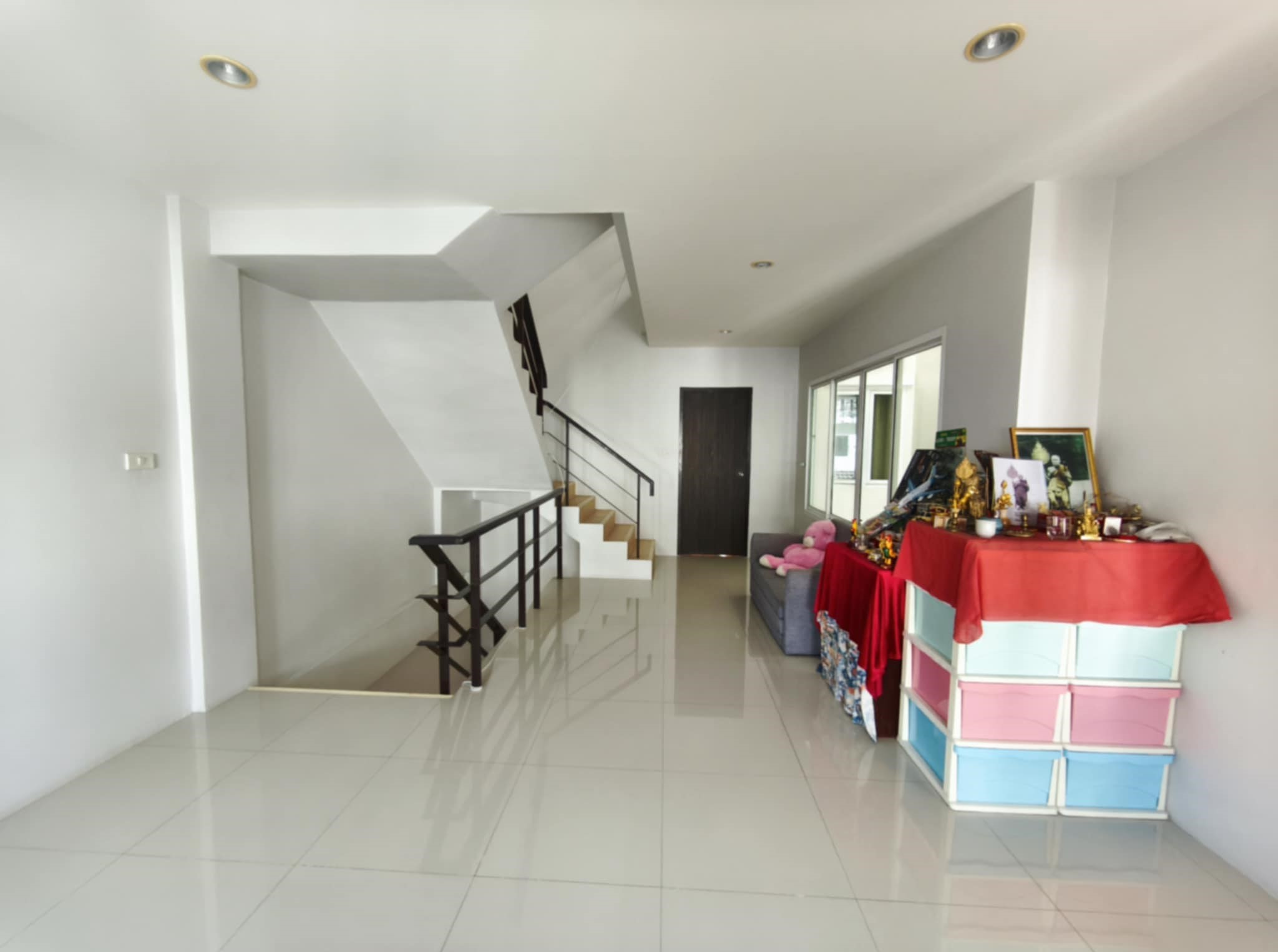 For Sales : Cherngtalay, 3-Story Townhouse, 3 Bedrooms 4 Bathrooms