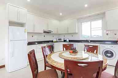 For rent : Rawai Vassana Residence 2 bed room 2 bathroom 3rd floor