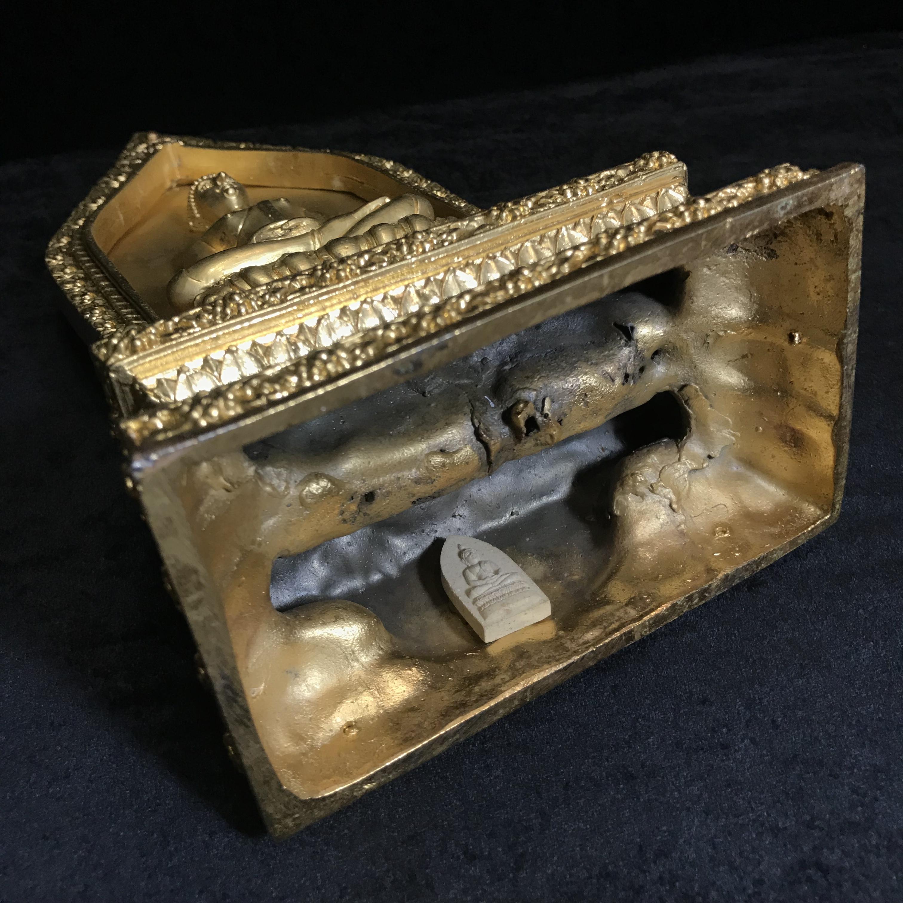 พระบูชาสมเด็จศิริราชร้อยปี(พระคะแนน) หลัง ภปร. ปี2531 ในหลวงรัชกาลที่9พระราชทานผงจิตรลดา(พระดี พิธีใหญ่ ปีลึก เจตนาบริสุทธิ์ สุดยอดมวลสาร)(องค์กรรมการ กะไหล่ทอง หายาก)