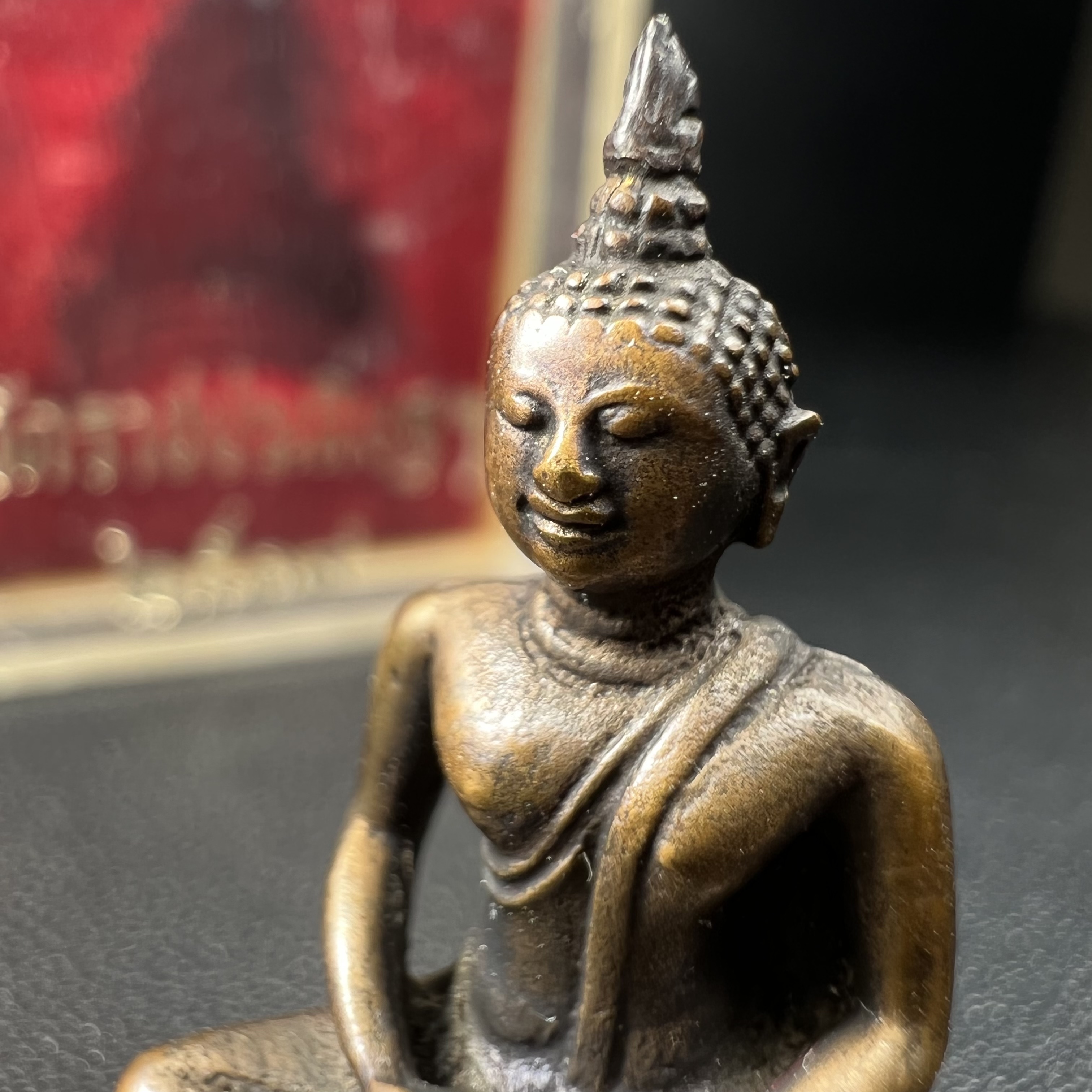 พระกริ่งพระพุทธสิหิงห์ วัดราชประดิษฐ์ ปี2519 เนื้อนวโลหะกล่องบรรจุเดิม(ในหลวงรัชกาลที่9เสด็จในพิธี)พระดี ปีลึก พิธีใหญ่