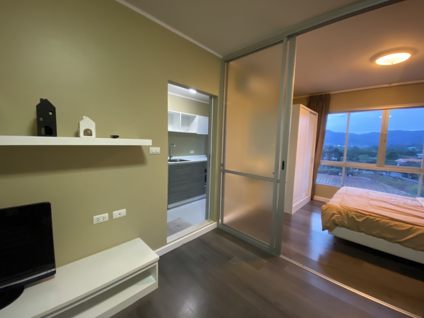 For Rent : Kathu, Dcondo Mine, 1 Bedroom 1 Bathroom, Building A 8th flr.