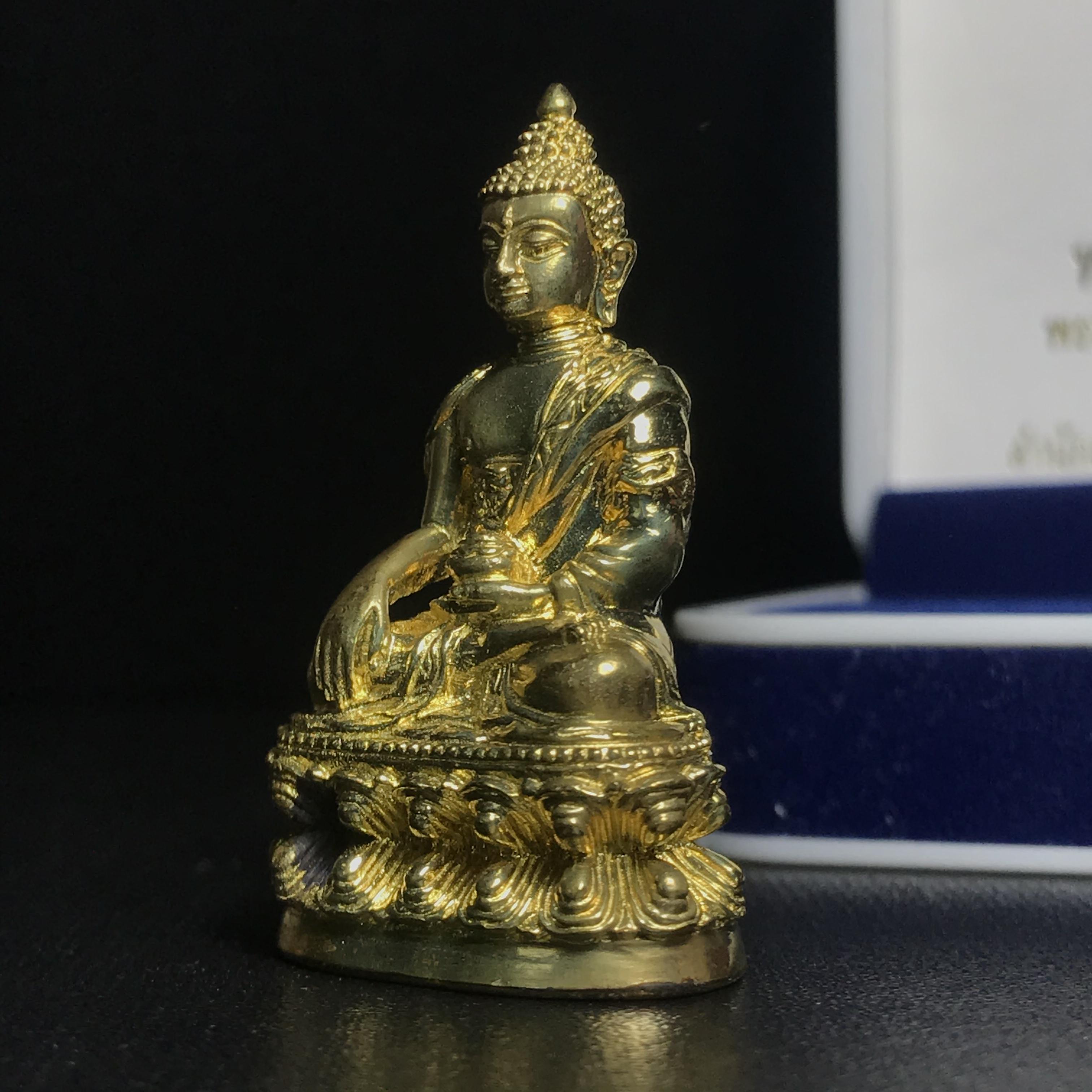 พระกริ่งคชวัตร รุ่น2(ฉลองพระชนมายุ 100 พรรษา)สมเด็จพระญาณสังวร สมเด็จพระสังฆราช วัดบวรนิเวศวิหาร ปี2556 เนื้อทองเหลือง (1ใน3999องค์) (บรรจุเส้นพระเกศา)