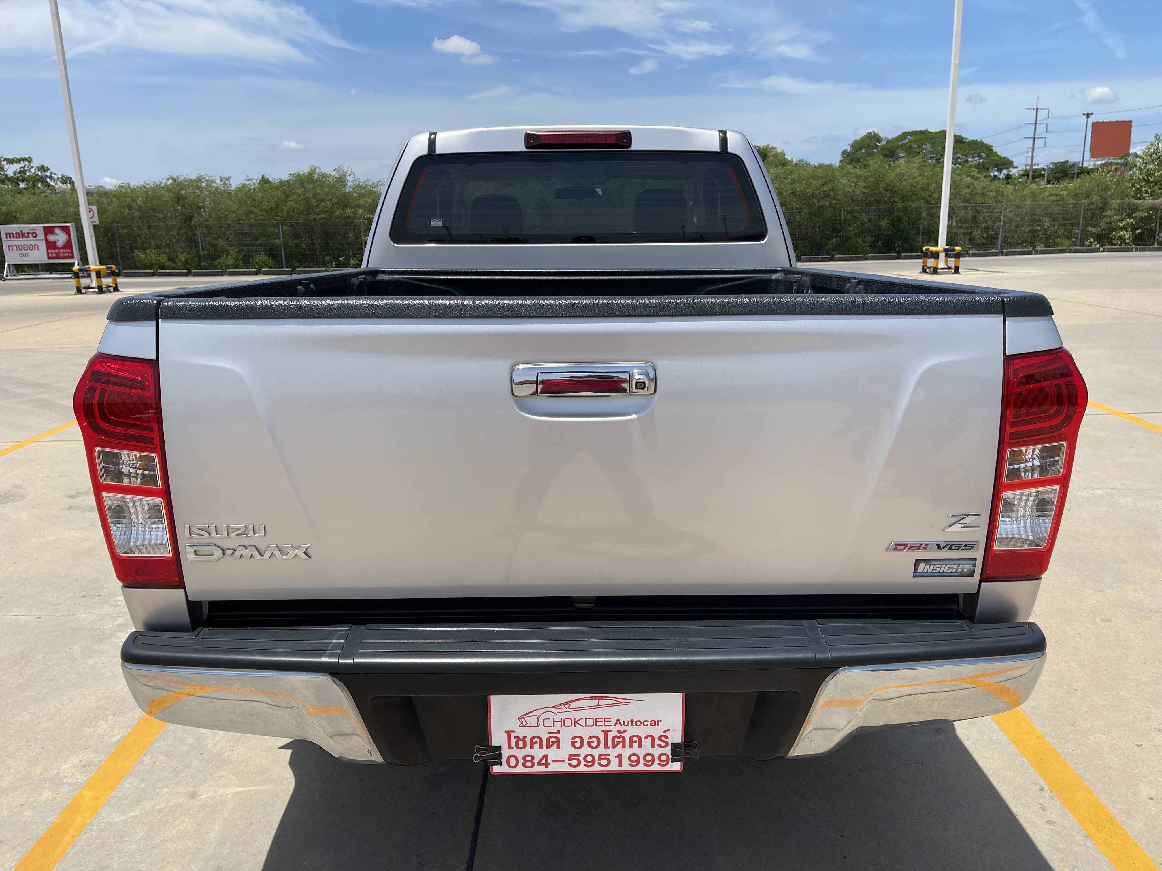 Isuzu Dmax All New Cab Hilander 2.5 Vgs Z Dvd 2014 เงิน