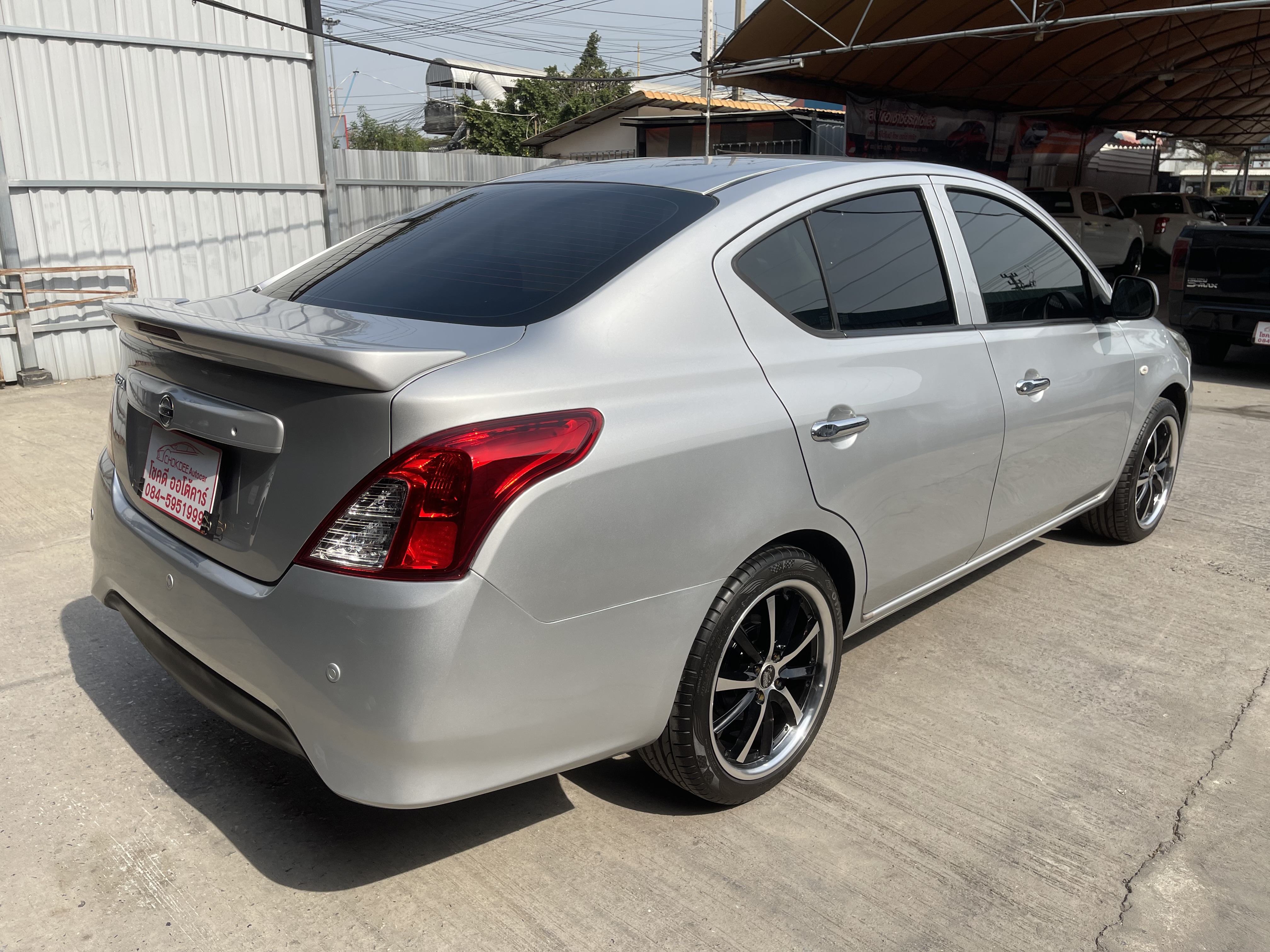 Nissan Almera 1.2 E At 2017 เงิน