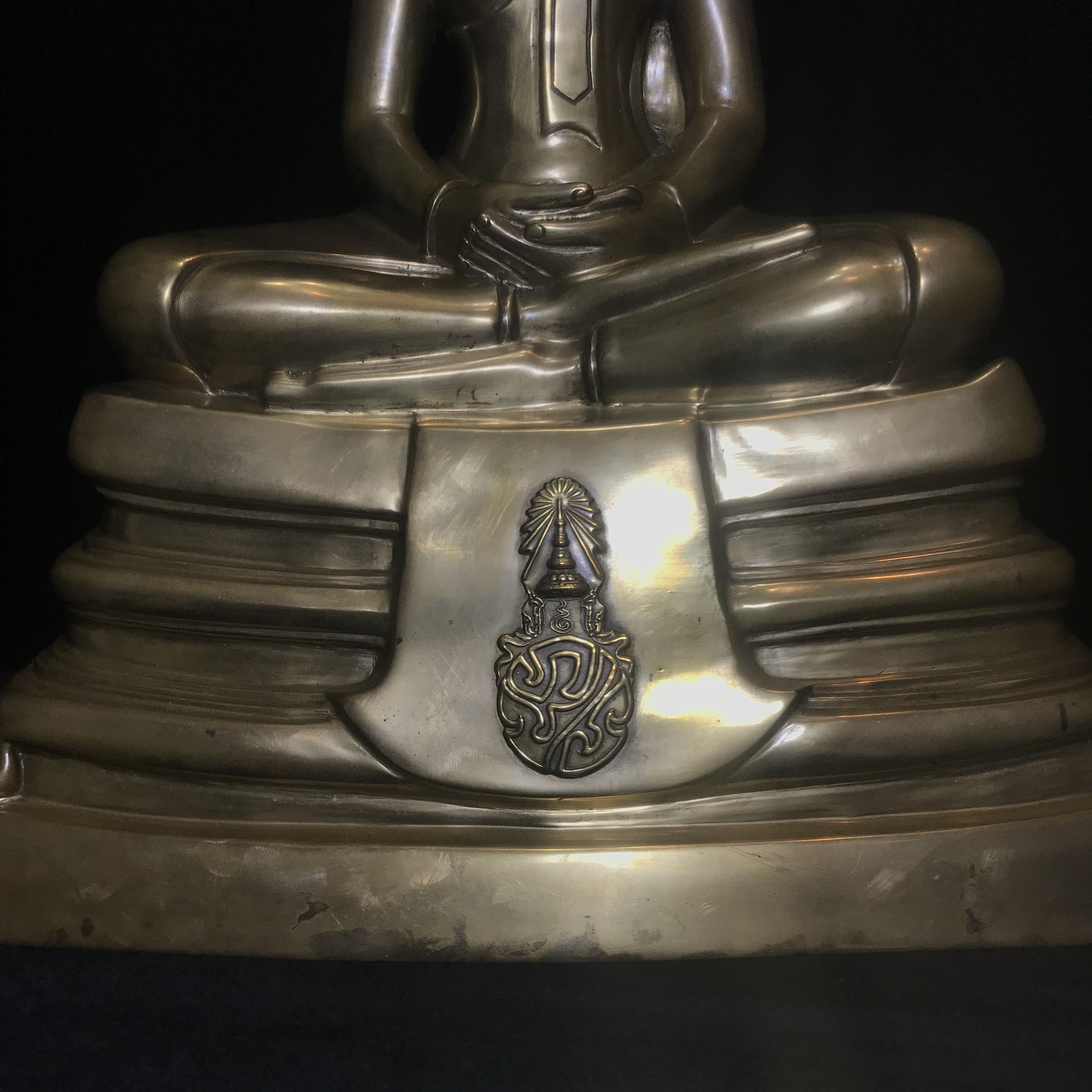 พระบูชาพระพุทธโสธร ภปร. รุ่นย้อนยุค ปี2539 กาญจนาภิเษกครองราชสมบัติครบ 50ปี หน้าตัก9นิ้ว หมายเลข00318