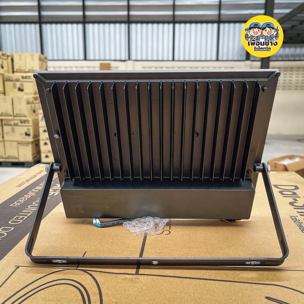 Panasonic สปอร์ทไลท์ ฟลัดไลท์ พานาโซนิค พานา สปอร์ตไลท์ LED Mini Floodlight 10W 20W 30W 50W 100W 200W โคมไฟ โคมไฟสปอร์ตไลท์