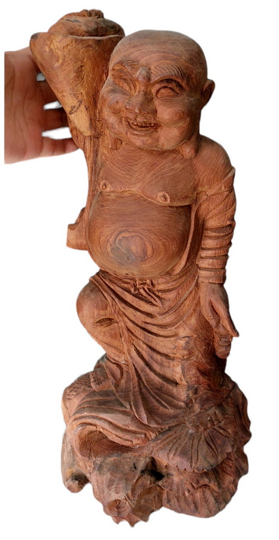 ไม้แกะสลัก สังกัจจายน์จีนถือก้อนทอง 37cm