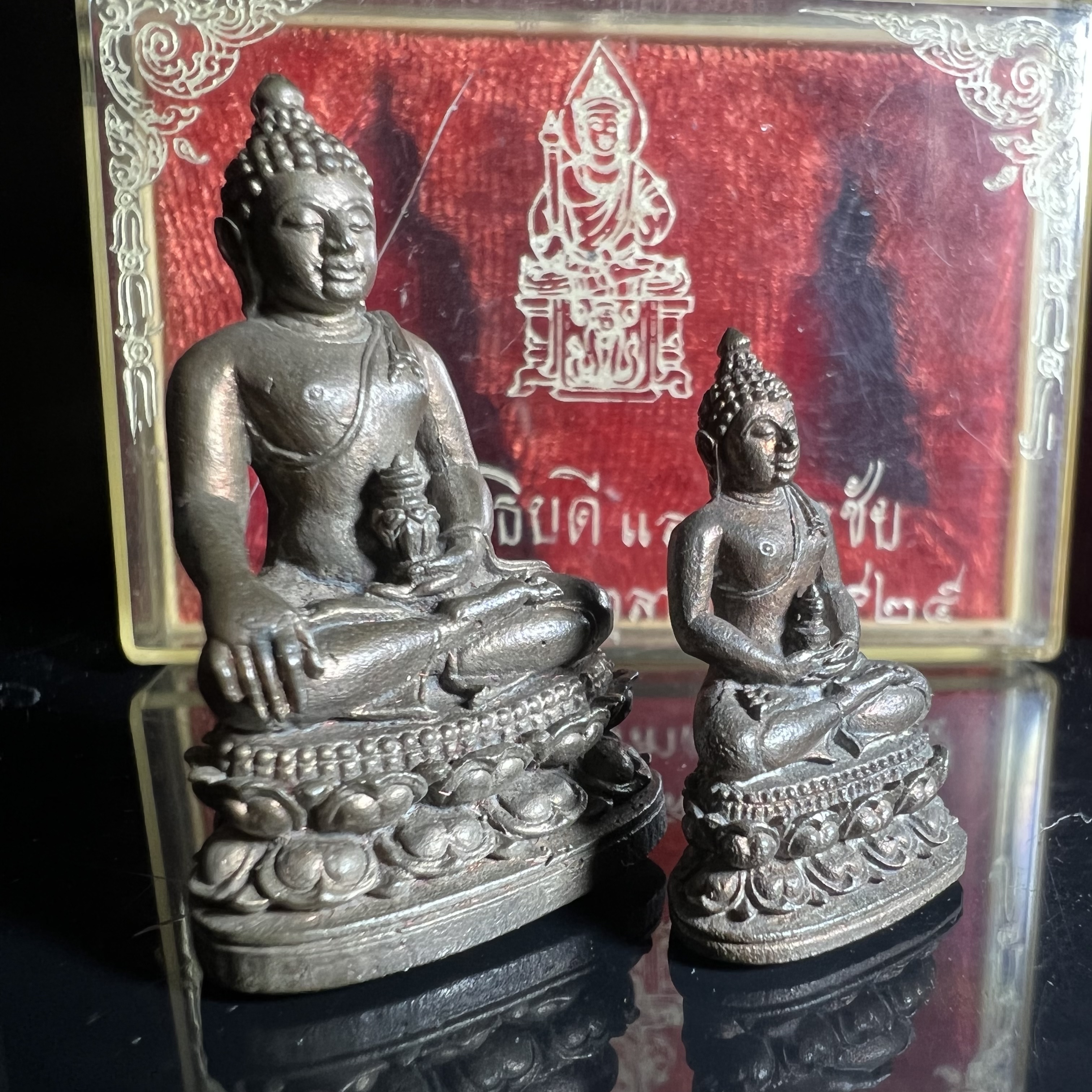 พระกริ่ง-พระชัยวัฒน์อธิบดี ปี2525 ของดีอัยการ (มีไว้บูชาเลื่อนยศเลื่อนตำแหน่งทุกท่าน)(1ใน 2525 ชุด)