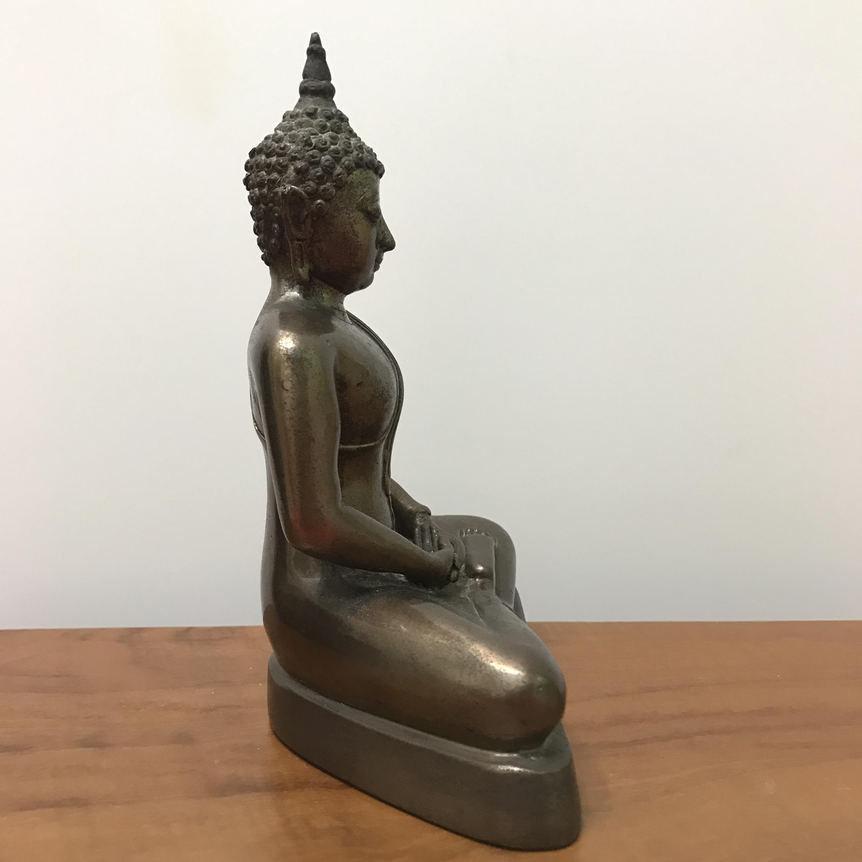 พระบูชาพุทธธโนภาสโพธิธวัช ธนาคารไทยพานิชย์ ดำเนินงานครบ85ปี สร้างปี2535 หน้าตัก5นิ้ว เนื้อทองผสม สมเด็จพระสังฆราชญาณสังวร เป็นประธาน