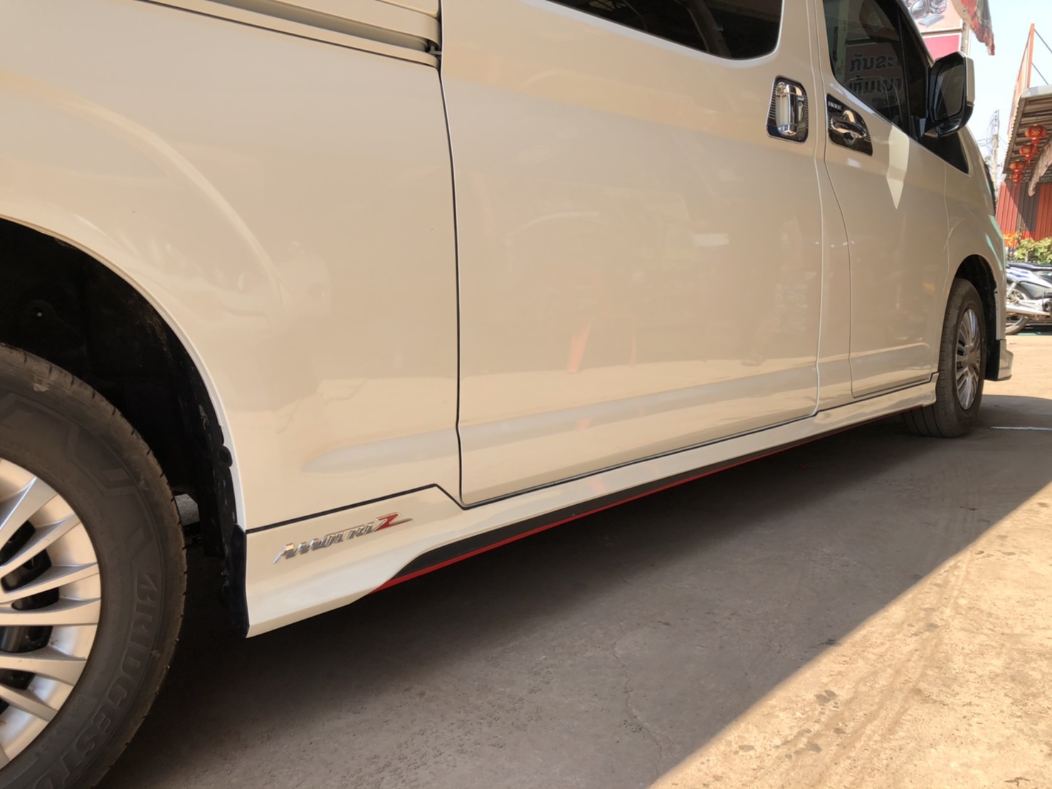 Toyota Commuter 2019 V.2 bodykits by Amoriz