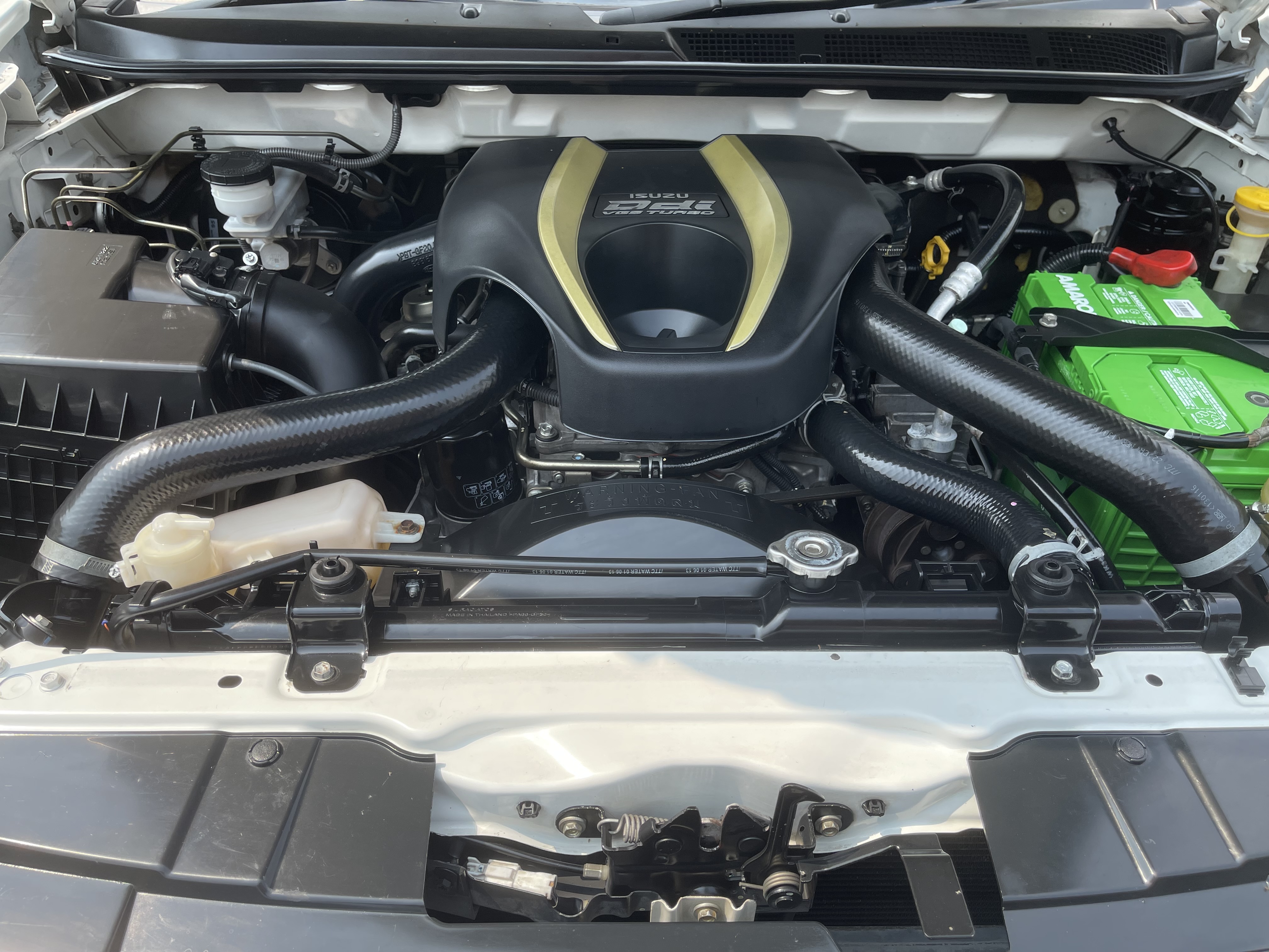 Isuzu Dmax All New 4ประตู Hilander 2.5 Vgs Z Dvd 2013 ขาวมุก