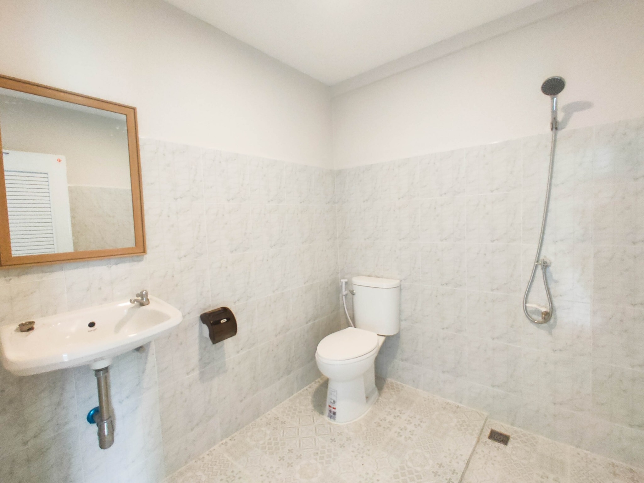 For Sales : 2-Storey Town House@Bann Chalongsuk, 2 bedrooms 3 bathrooms