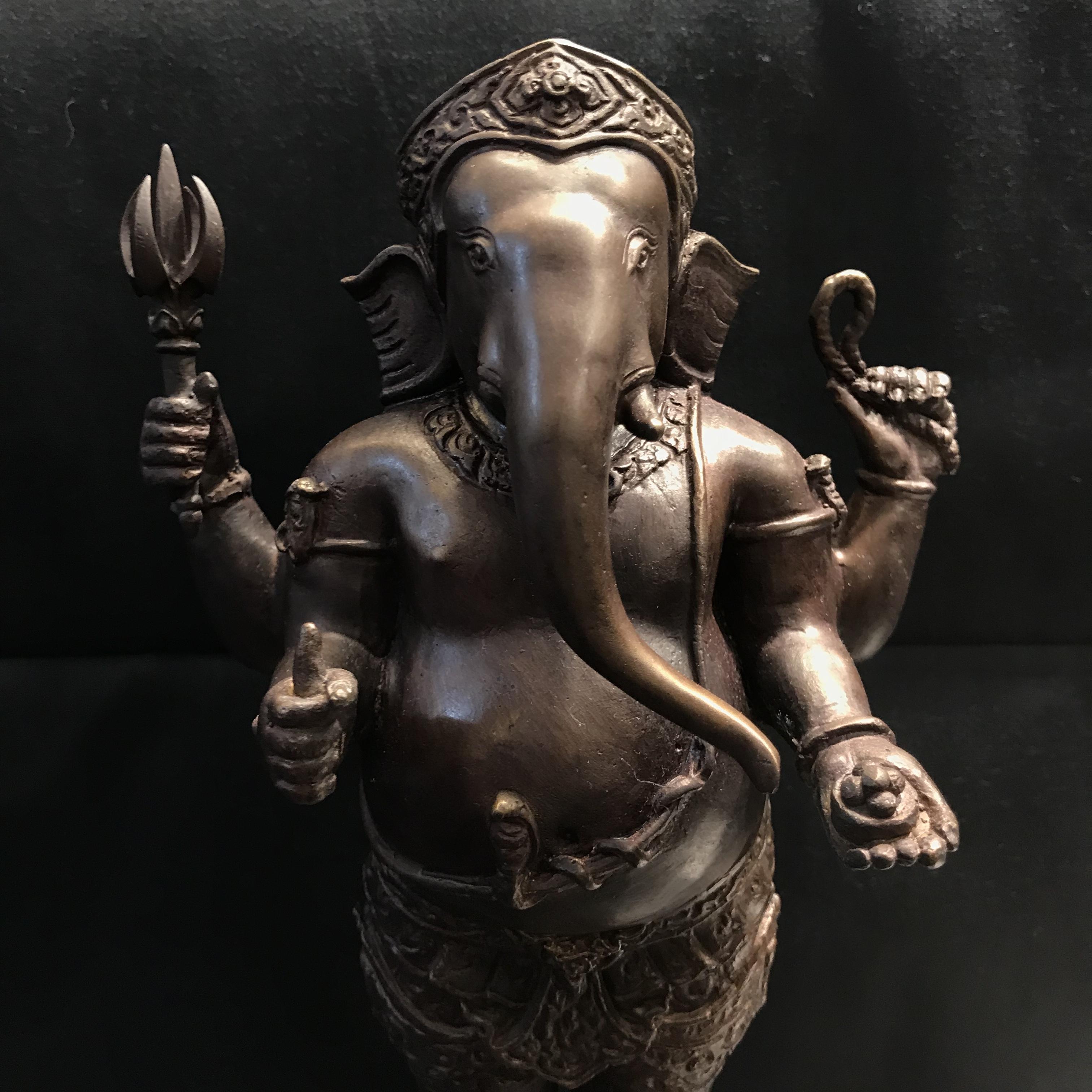 พระพิฆเนศ รุ่นครบรอบ100 ปี กรมศิลปากร ปี2556 ขนาดบูชา ปางประทานพร(องค์ยืน)สูง 10 นิ้วครึ่ง No.3510