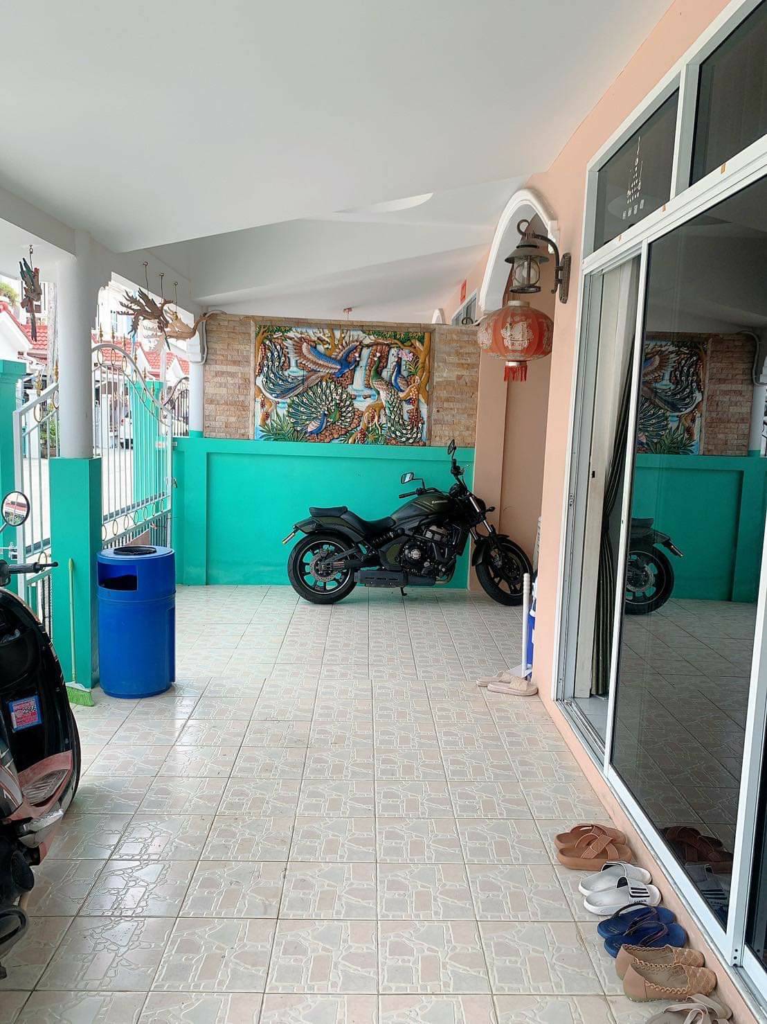 For Sales : Maungthong, Town House 2 Storey, 3 Bedrooms 2 Bathrooms