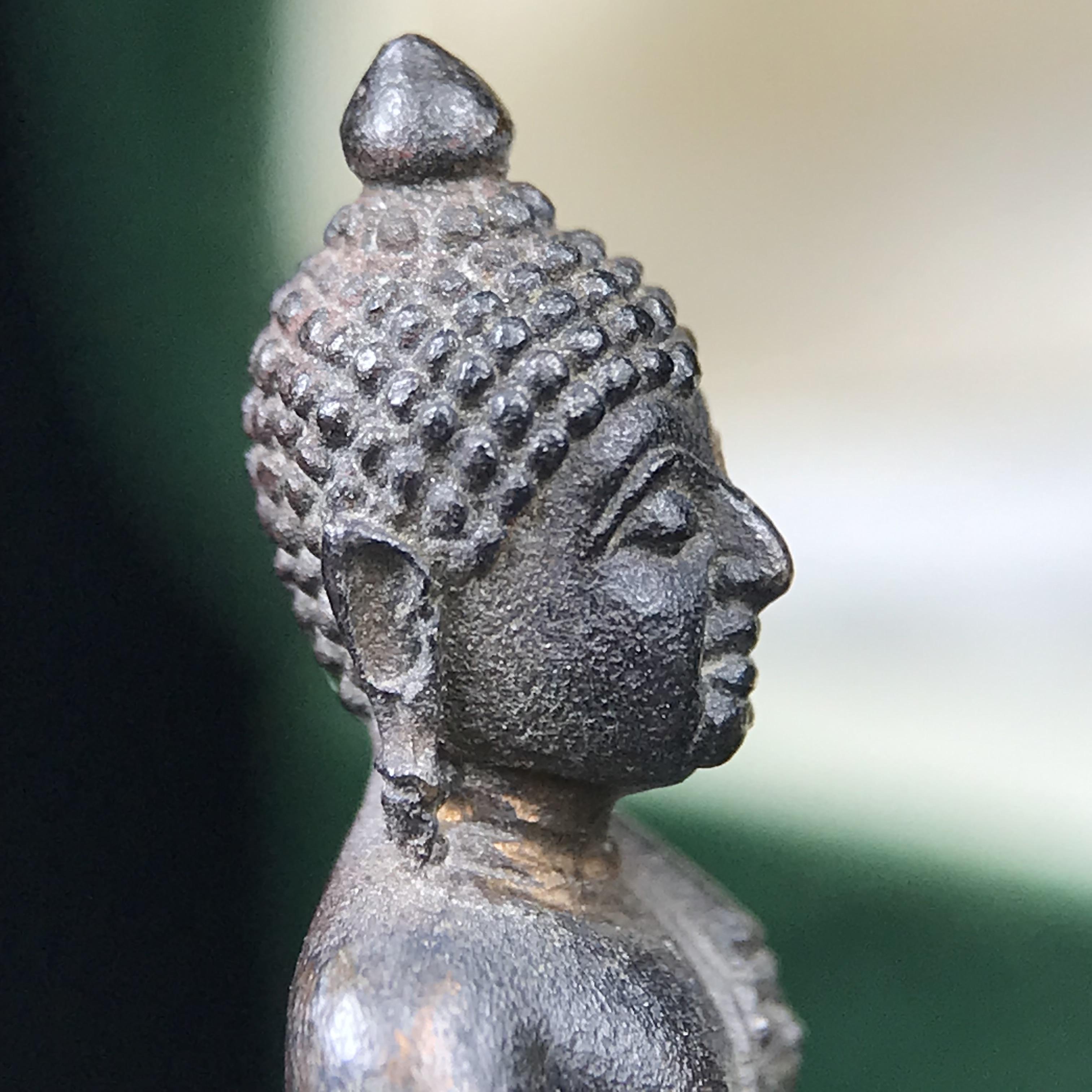 พระกริ่งวาสนา(รุ่นแรก) 80 พรรษา สมเด็จพระสังฆราช (วาสน์) วัดราชบพิธฯ ปี2521 เนื้อนวโลหะ(ตอกโค๊ตพระปิดตา) โดยมีหลวงปู่โต๊ะ วัดประดู่ฉิมพลีร่วมปลุกเสก พร้อมกล่องบรรจุเดิม(รุ่นแรก คอตั้งตรงได้สัดส่วน หายาก)