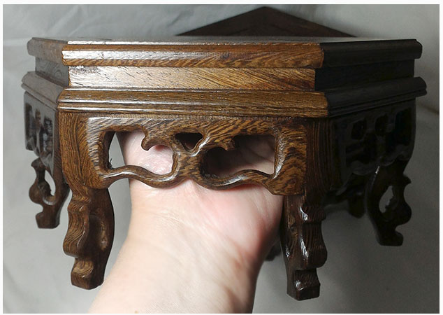 ฐานหรือกี๋ไม้จีน-หกเหลี่ยม 17cm