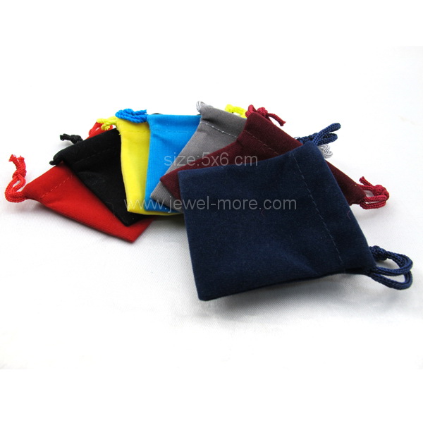 ถุงผ้ากำมะหยี่ขนาด 5x6cm (โหล) สีแดง ดำ เหลือง ฟ้า เทา เลือดหมู น้ำเงิน