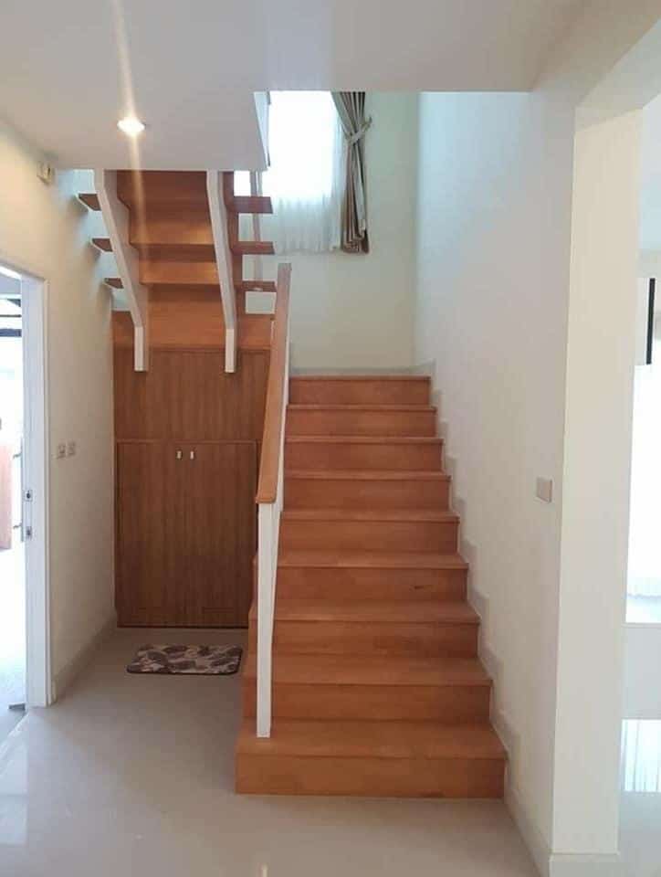 For Rent : Kathu, Private House Modern Style, 3 bedrooms 2 Bathrooms, Garden View