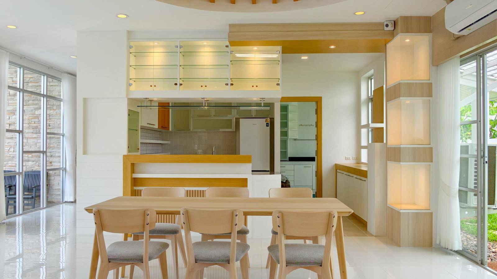 For Sales : Chalong, Luxury Pool Villa, 6 Bedrooms 7 Bathrooms