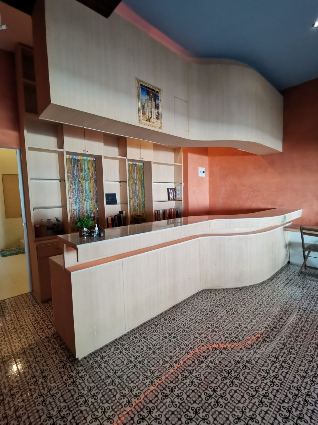 For Sales : Chalong, 2-Storey Commercial Building, 2 Bedrooms 2 Bathrooms