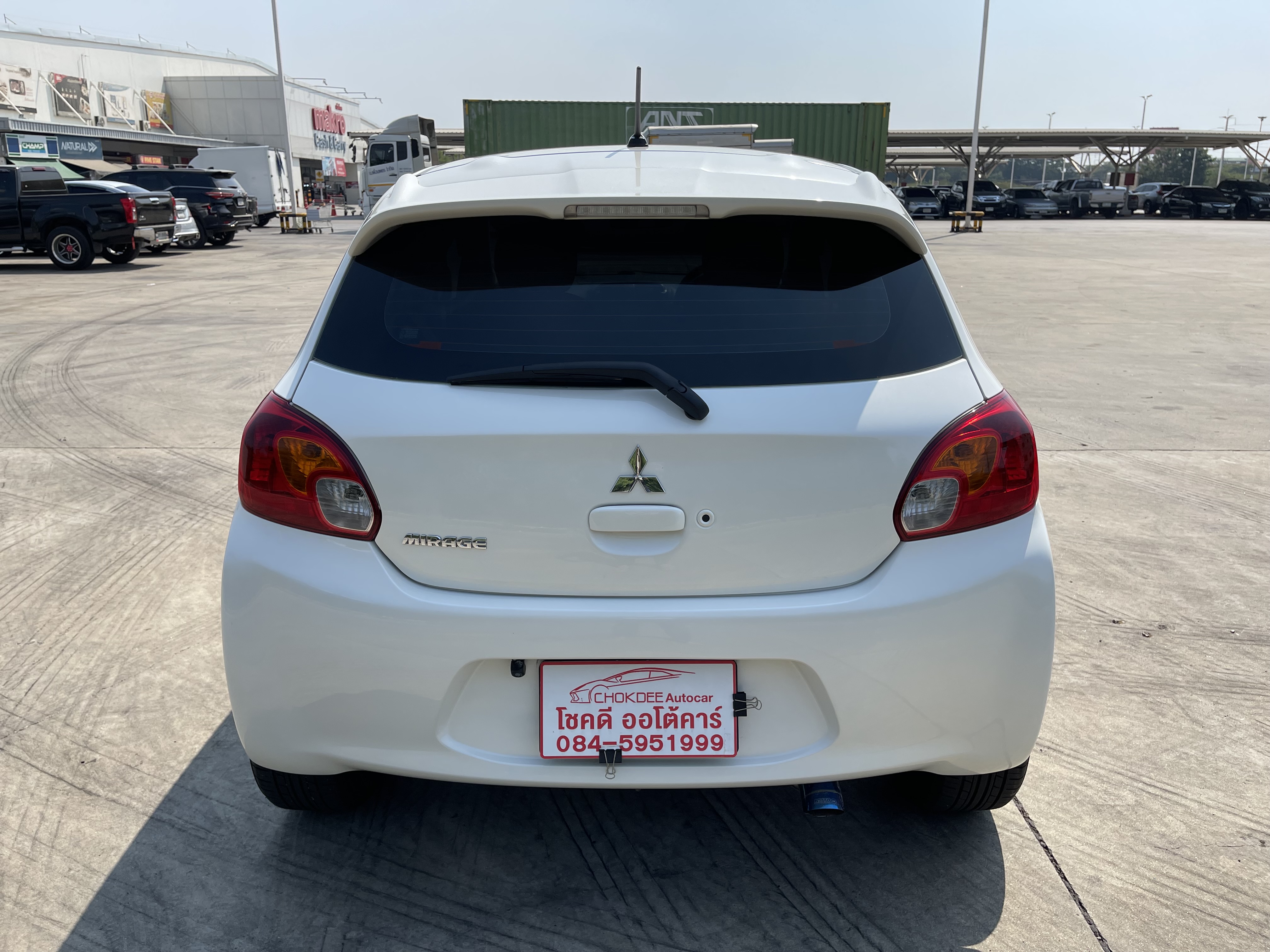 Mitsubishi Mirage 1.2 GLS At 2015 ขาว