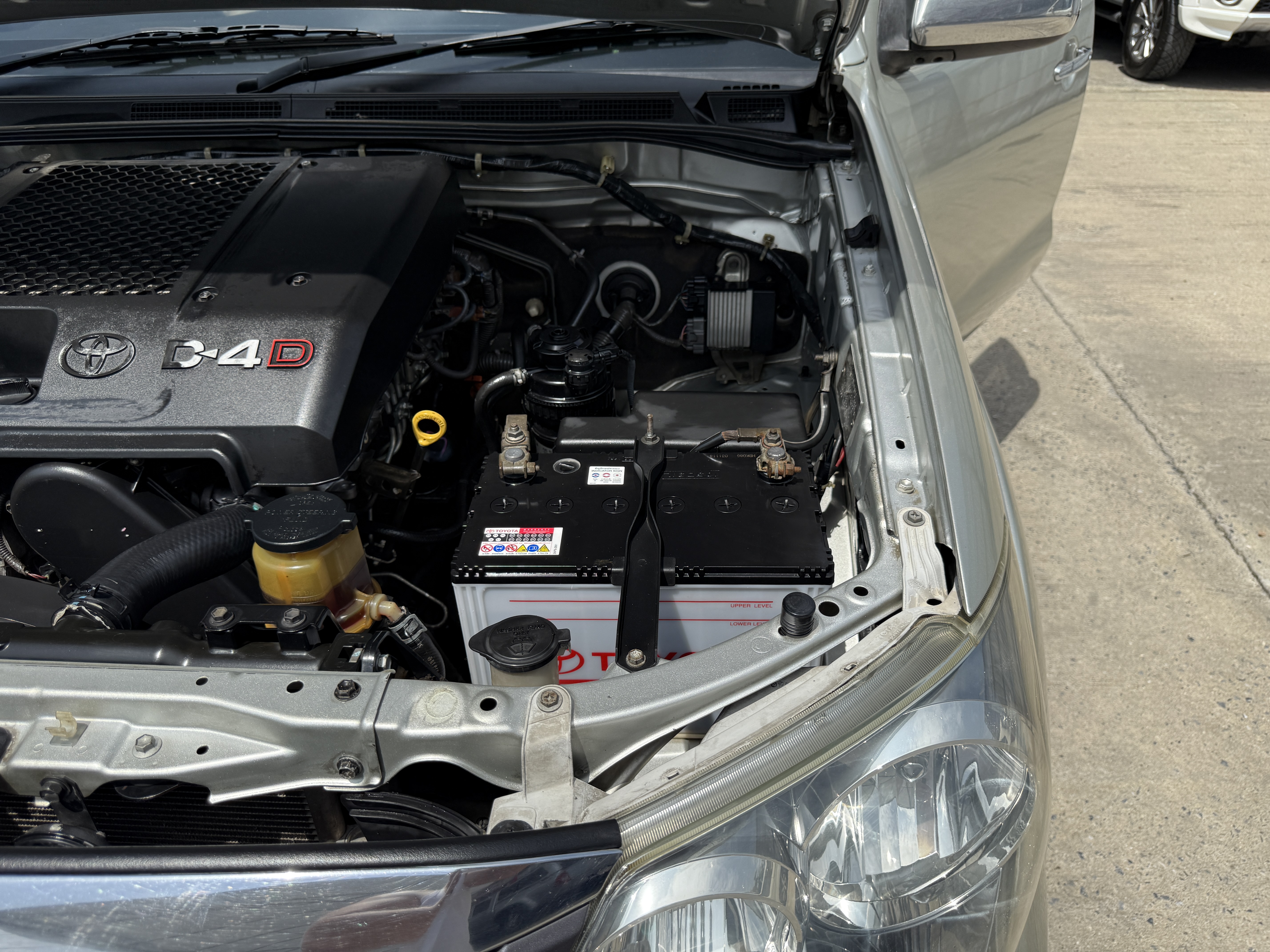 Toyota Fortuner 3.0 V 4WD At 2007 เงิน