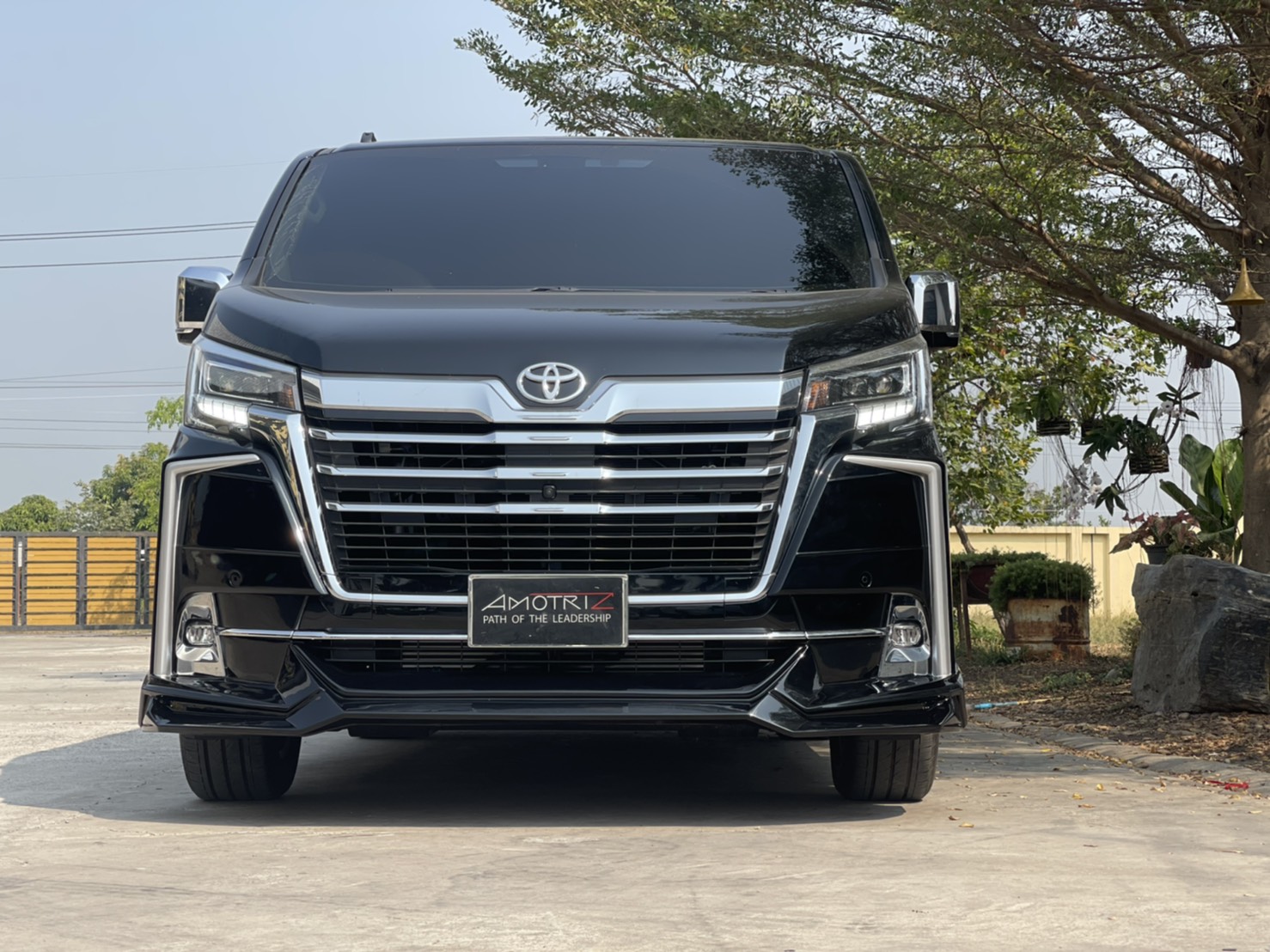 Toyota Majesty 2020 bodykits by Amotriz