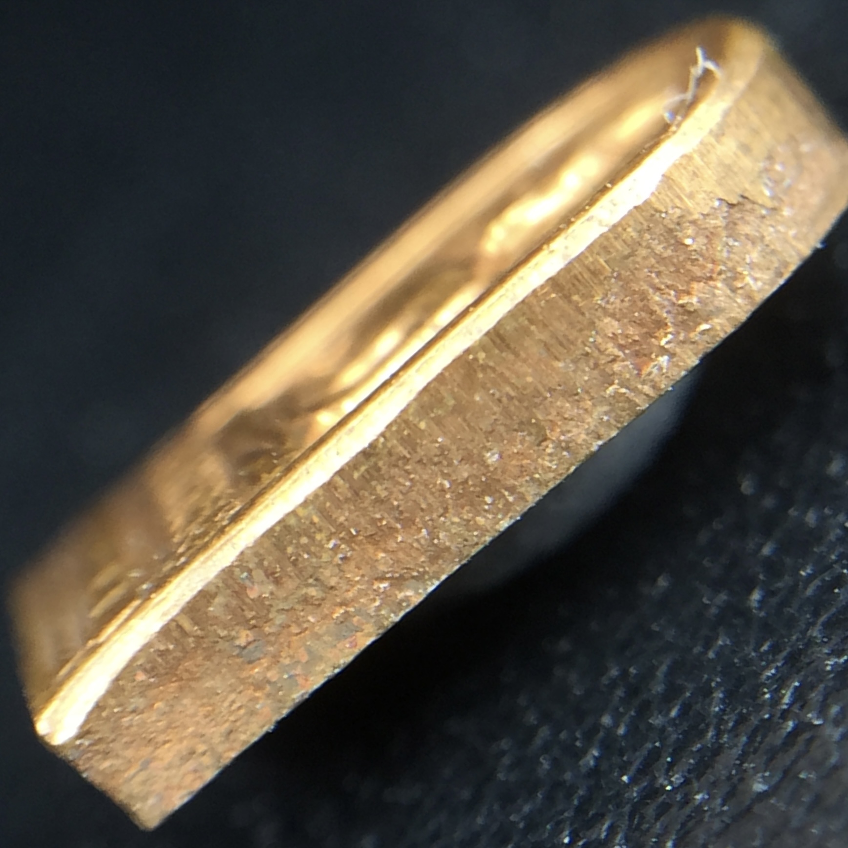 พระปรกใบมะขาม พระพุทธสิหิงค์ ภปร. ธรรมศาสตร์ 50ปี เนื้อทองแดง(คัดสภาพสวย)(ในหลวงรัชกาลที่9 เสด็จเททอง)(พระปรกใบมะขาม ภปร รุ่นแรก)