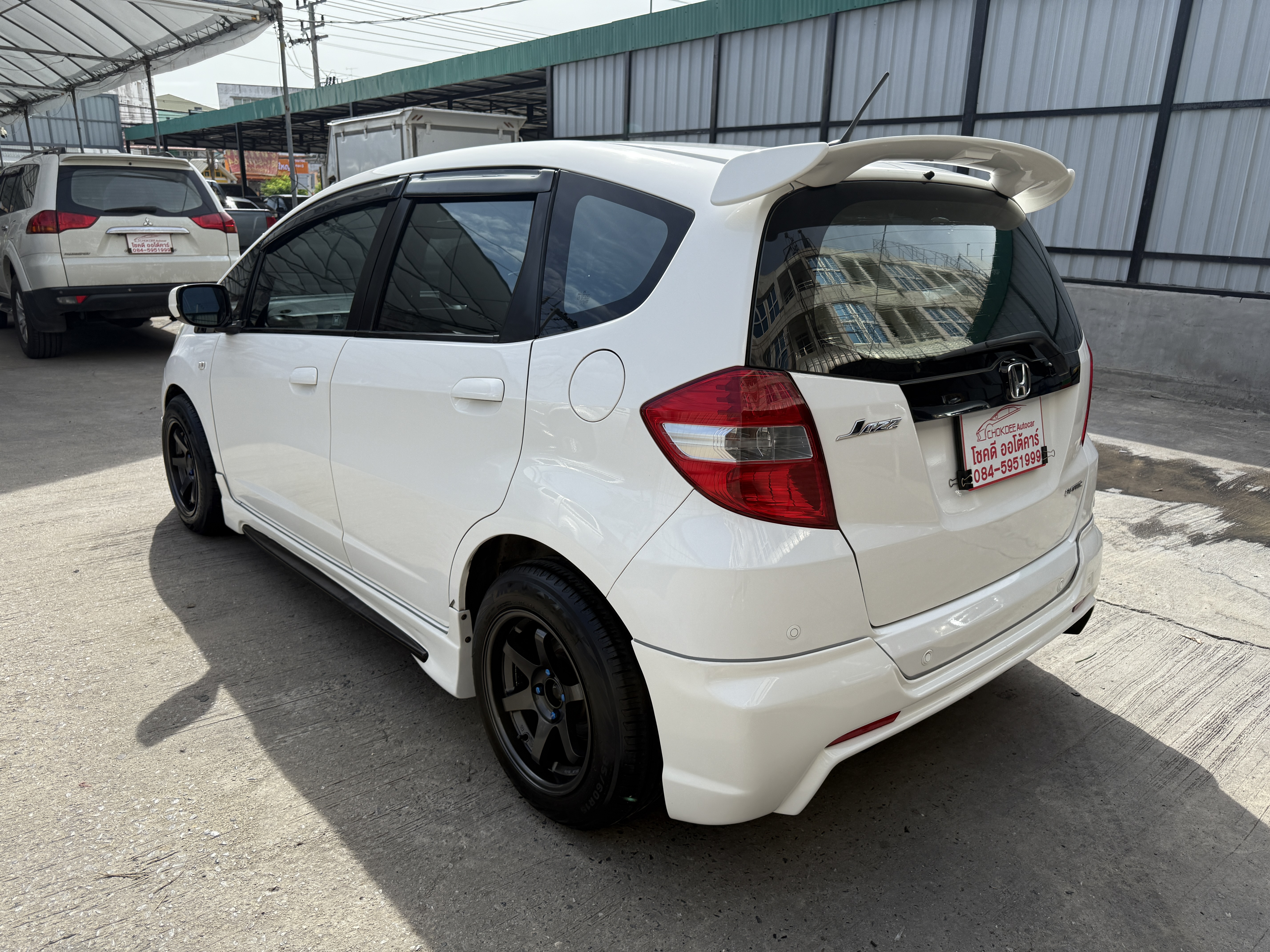 Honda Jazz 1.5 V At 2012 ขาว