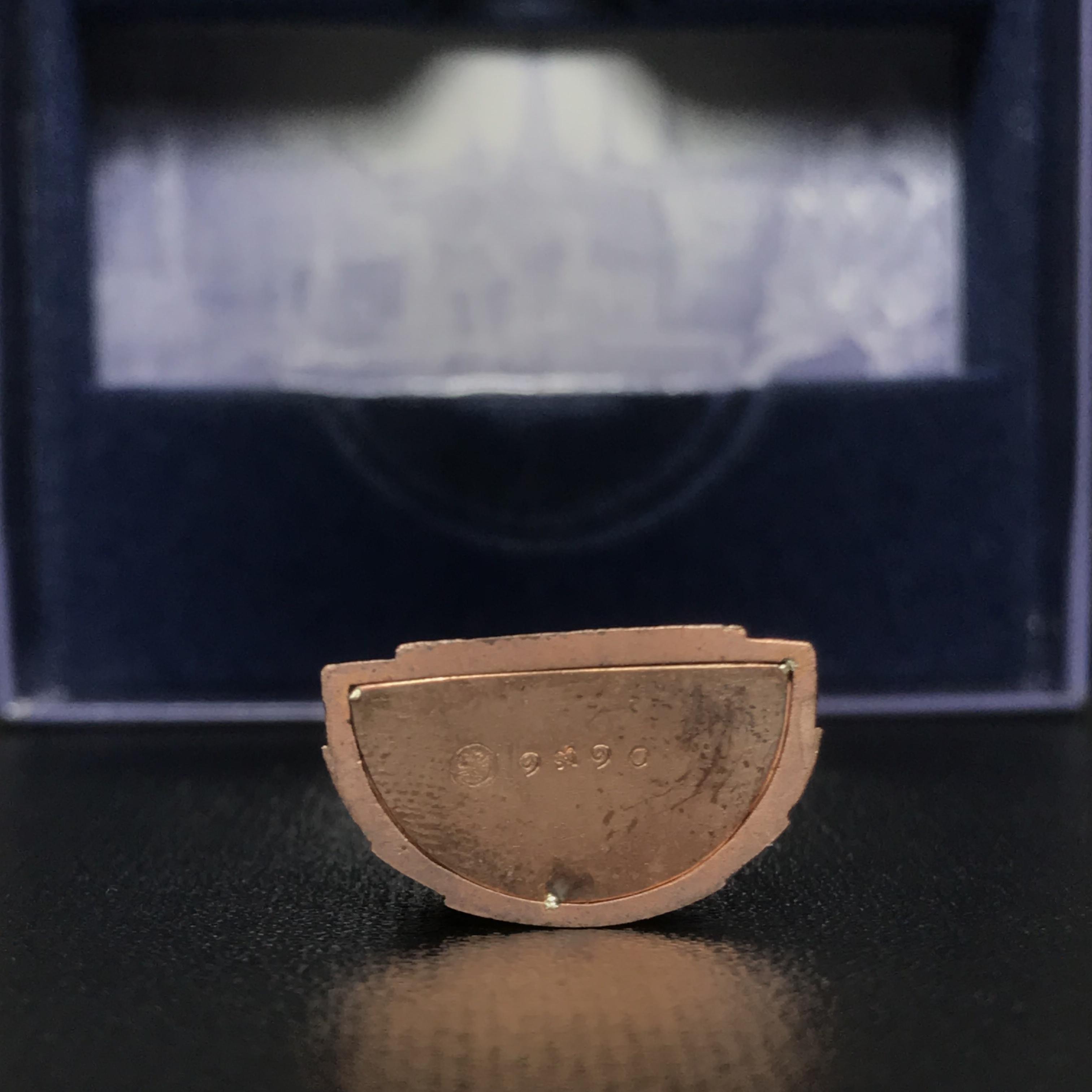 พระแก้วมรกต ภปร. ปี2547 จัดสร้างโดย รพ.ภูมิพลฯ เนื้อเงิน (3 กษัตริย์)ลอยองค์ หน้าตัก 1/2 นิ้ว(1ใน3000องค์)