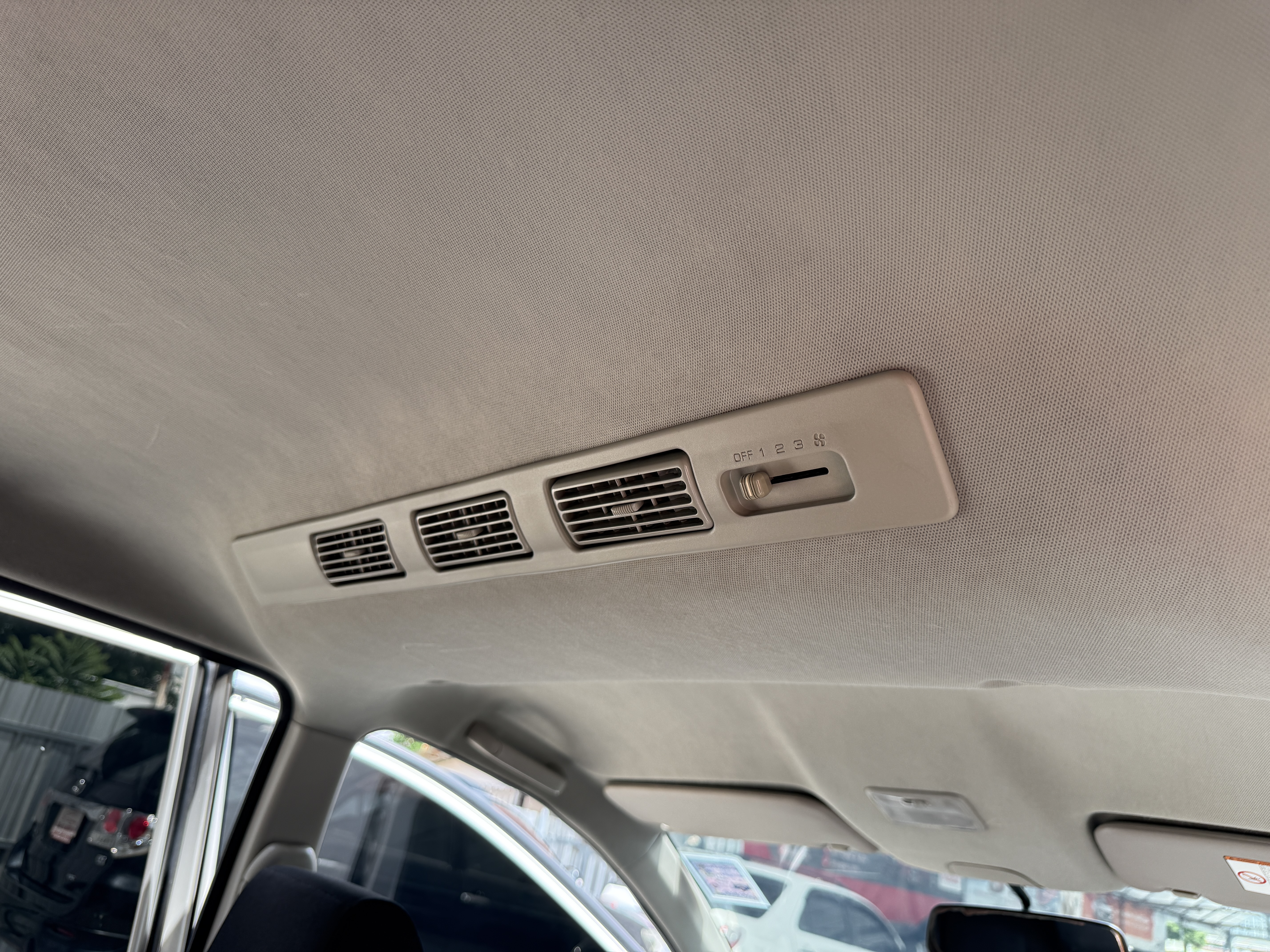 Toyota Avanza 1.5 S At 2013 ขาว