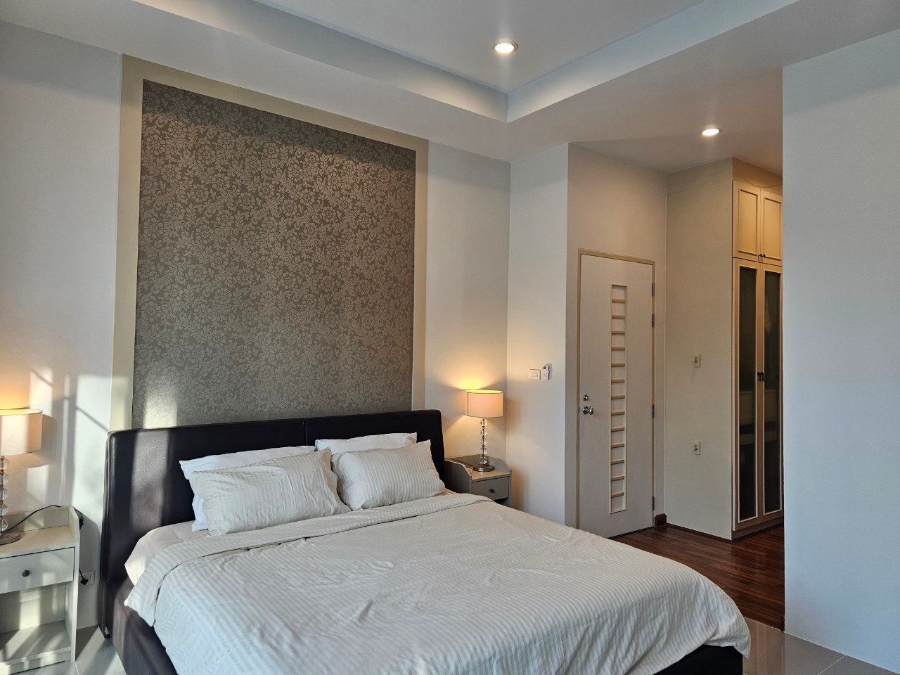 For Rent : Thalang, Private pool villa modern luxury style, 2 Bedrooms 3 Bathrooms