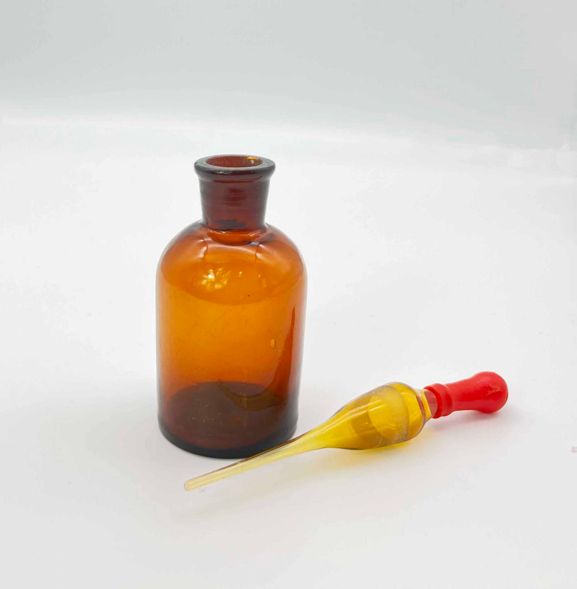 ขวดแก้วพร้อมหลอดดูดหยดสาร reagent with dropping 125 ml