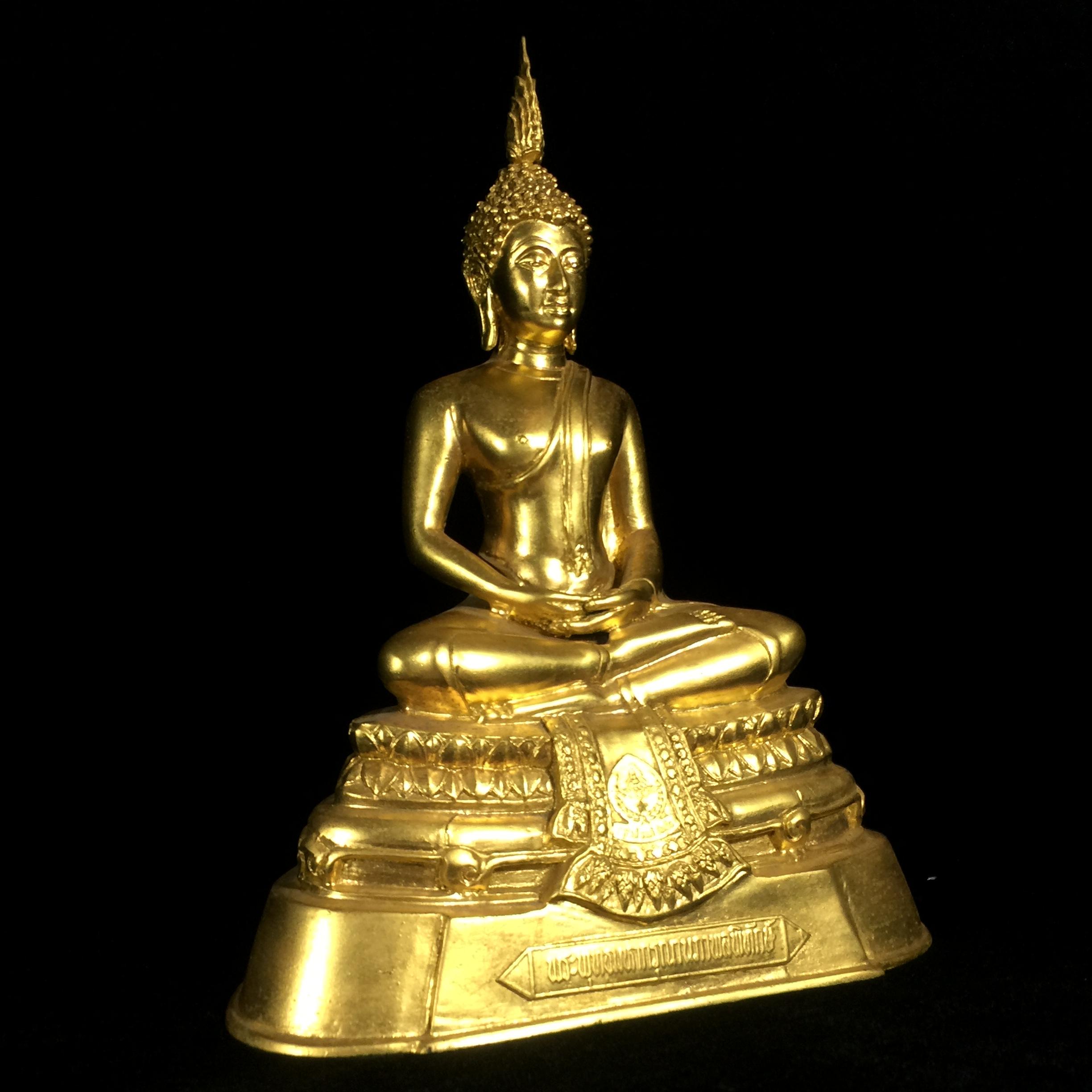 พระพุทธมหากรุณานภาพลพิทักษ์ พระพุทธรูปประจำโรงเรียนนายเรืออากาศ ปี 2540 หน้าตัก 5นิ้ว หมายเลข 197 สมเด็จพระสังฆราชเจ้า กรมหลวงวชิรญาณสังวร(สมเด็จพระสังฆราชองค์ที่19)ทรงถวายพระนาม(หายาก)