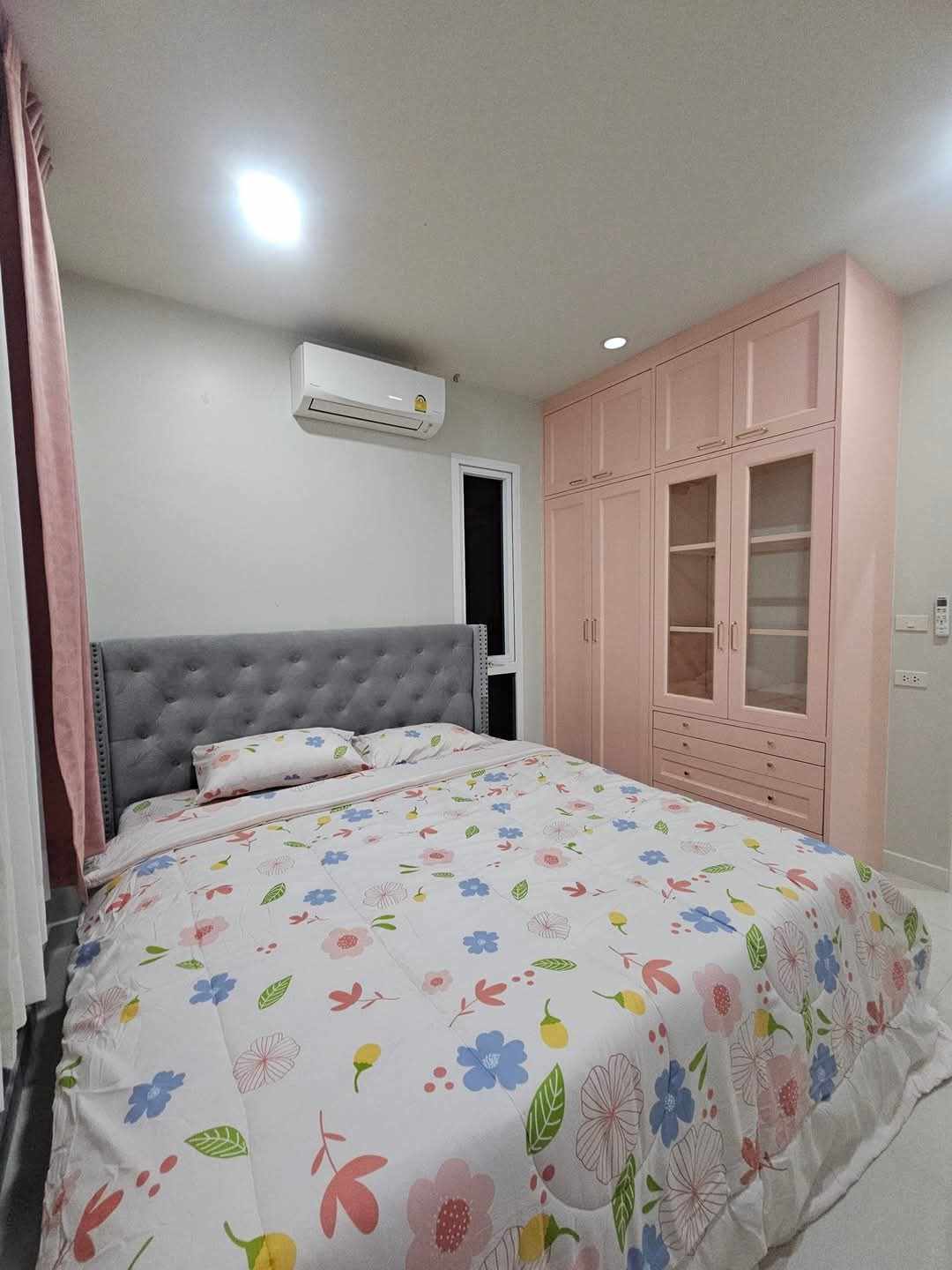 For Rent : Kohkaew, 2-story detached house, Sino architectural style, 3 Bedrooms 3 Bathrooms