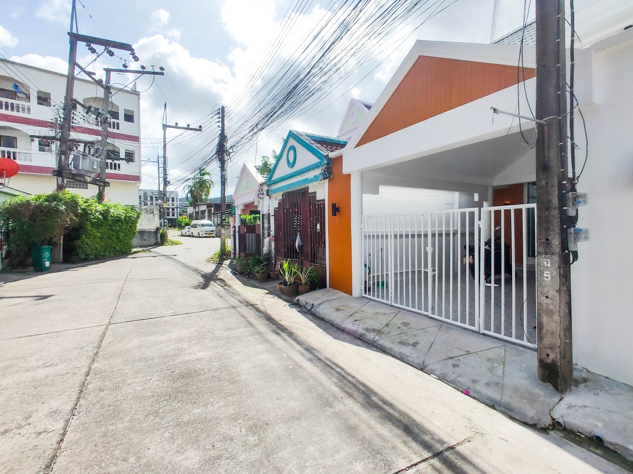 For Sales : 2-Storey Town House@Bann Chalongsuk, 2 bedrooms 3 bathrooms