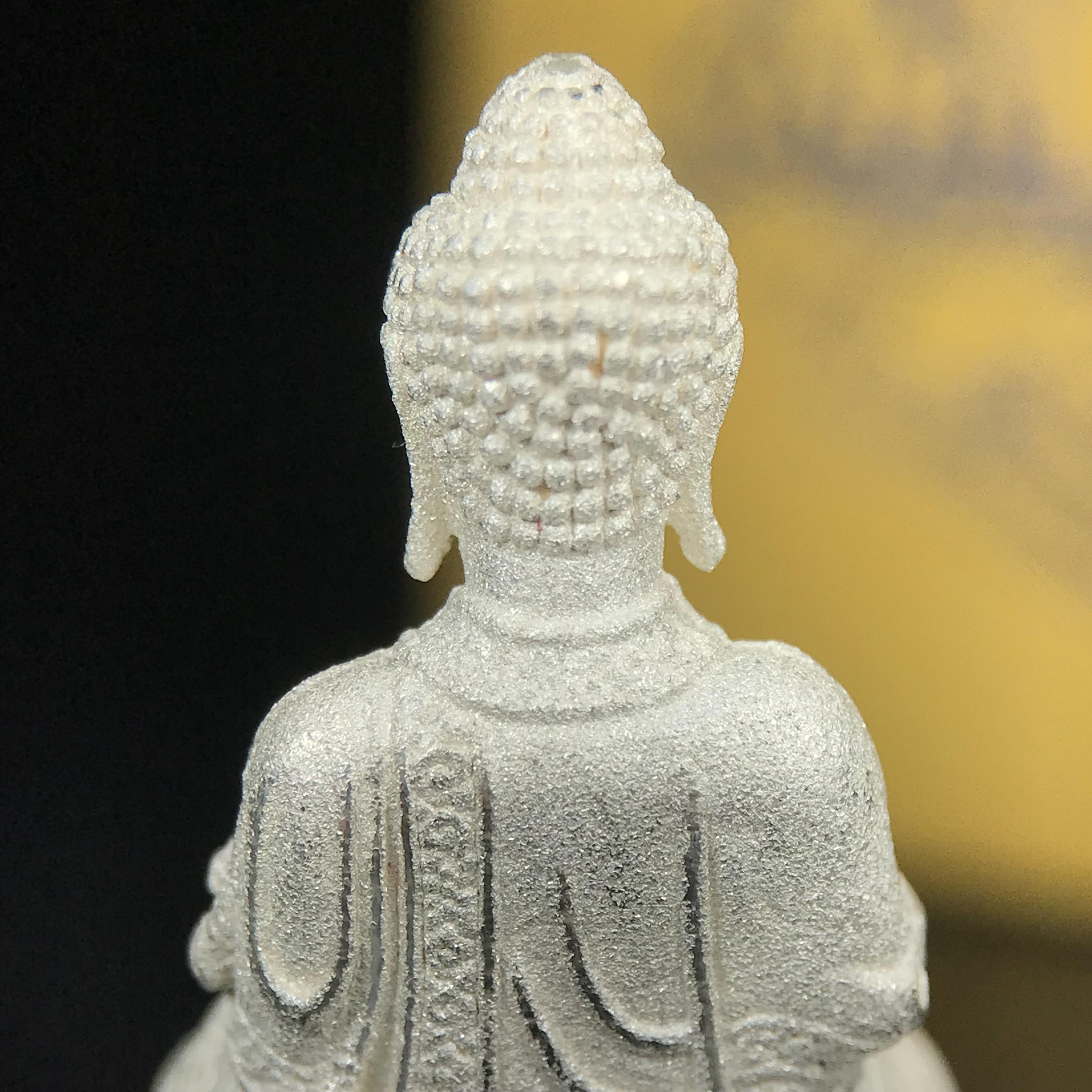 พระกริ่งจีน "ต้าเยิ่นถะ" ชุดกาญจนาภิเษกครองราชย์ 50 ปี วัดบวรนิเวศวิหาร ปี 2538 เนื้อเงินพ่นทรายขัดเงาบางส่วน 99.99% สูง 3.8 ซม. (คัดสภาพสวยเดิม พิธีใหญ่ พุทธศิลป์งดงาม) สภาพสวยเดิมพร้อมกล่องบรรจุเดิม ตอกโค๊ดหมายเลขกำกับ1 ใน 6001 องค์