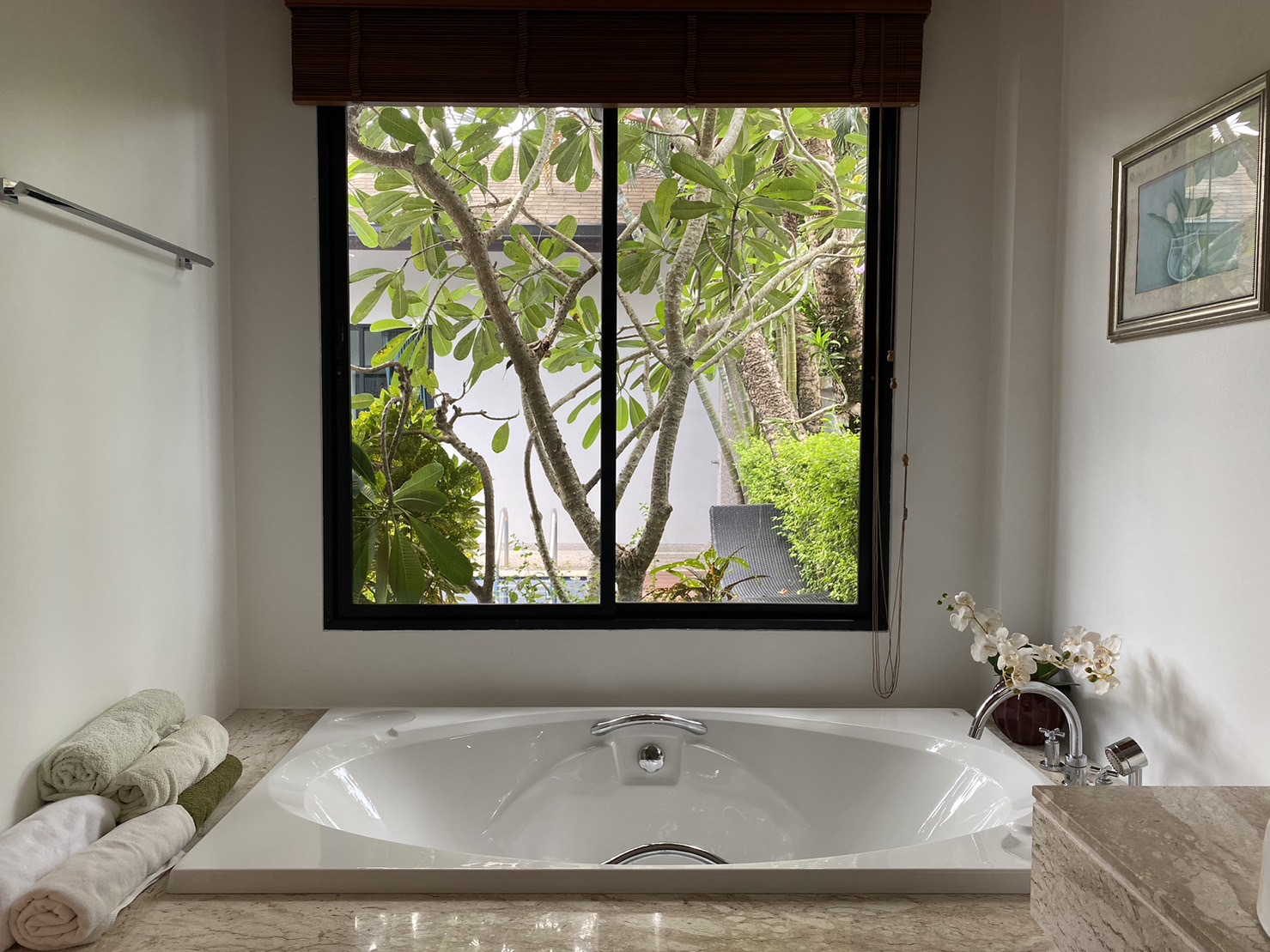 For Rent : Cherngtalay, Private Pool Villa near Boat Avenue , 3 bedrooms 3 bathrooms