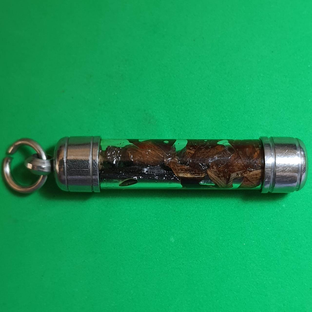 ของป้องกัน ตะกรุดว่านไก่ดำ แก้คุณไสย ป้องกันคุณไสย ต้านคุณไสย ว่านไก่ดำ ว่านลูกไก่ดำ ตะกรุดแท้ ตะกรุดของแท้