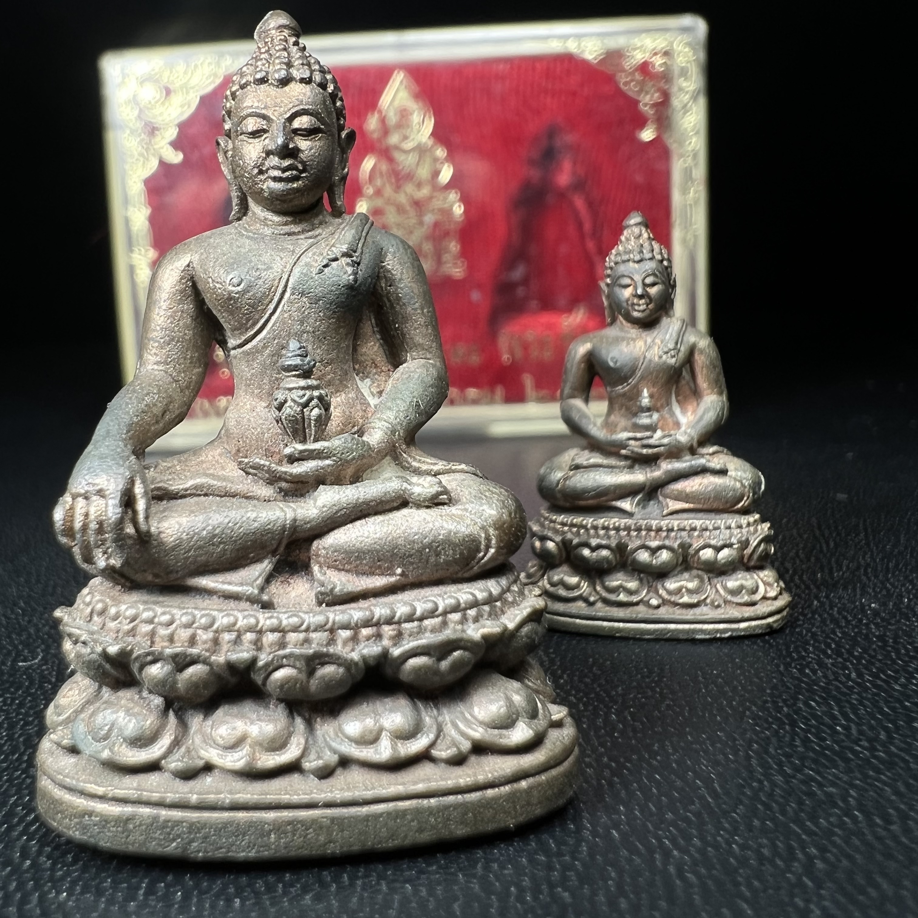 พระกริ่ง-พระชัยวัฒน์อธิบดี ปี2525 ของดีอัยการ (มีไว้บูชาเลื่อนยศเลื่อนตำแหน่งทุกท่าน)(1ใน 2525 ชุด)