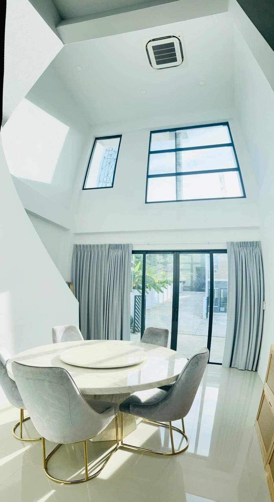 For Sales : Kohkaew, One and a half story semi-detached house, 2 Bedrooms, 2 Bathrooms