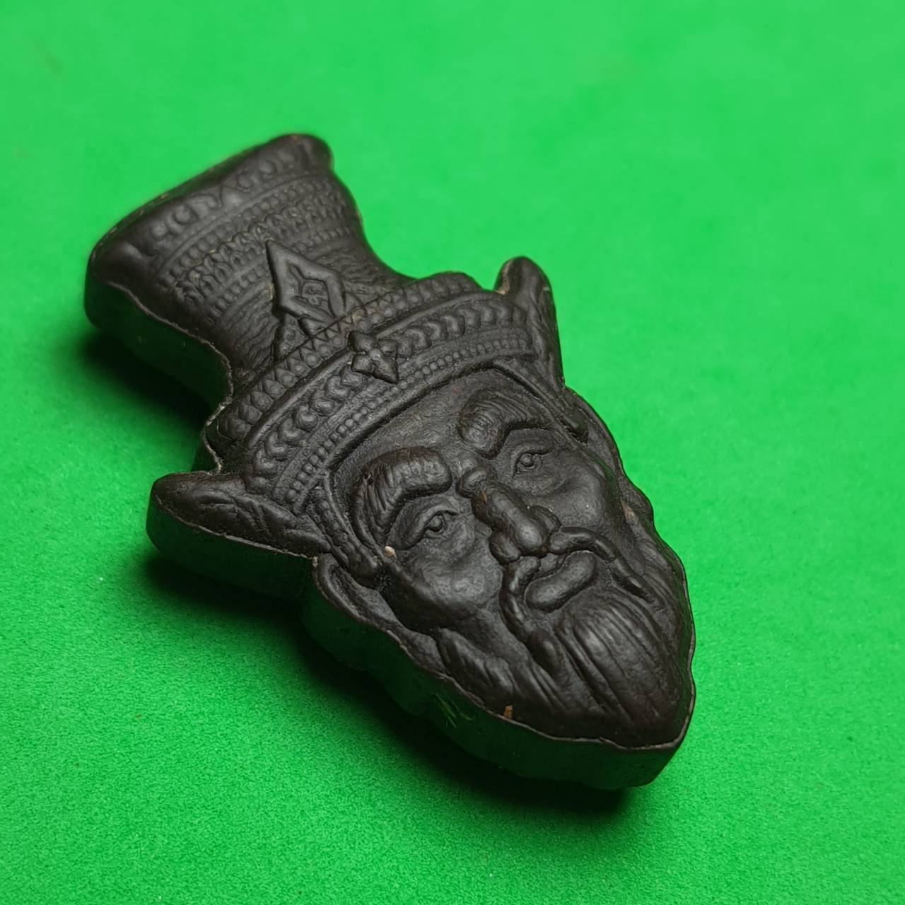 พระเครื่อง พระฤาษีนารอด สีดำ รุ่น เมตตา บารมี ค้าขายดี มีโชคลาภ พระแท้ พระฤาษีนารอดแท้ พระฤาษีนารอดของแท้