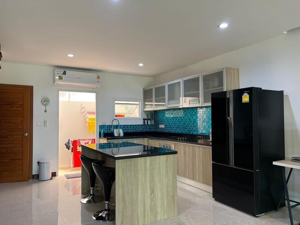 For Rent : Kamala, 2-Story Townhome, 3 bedrooms 3 bathrooms